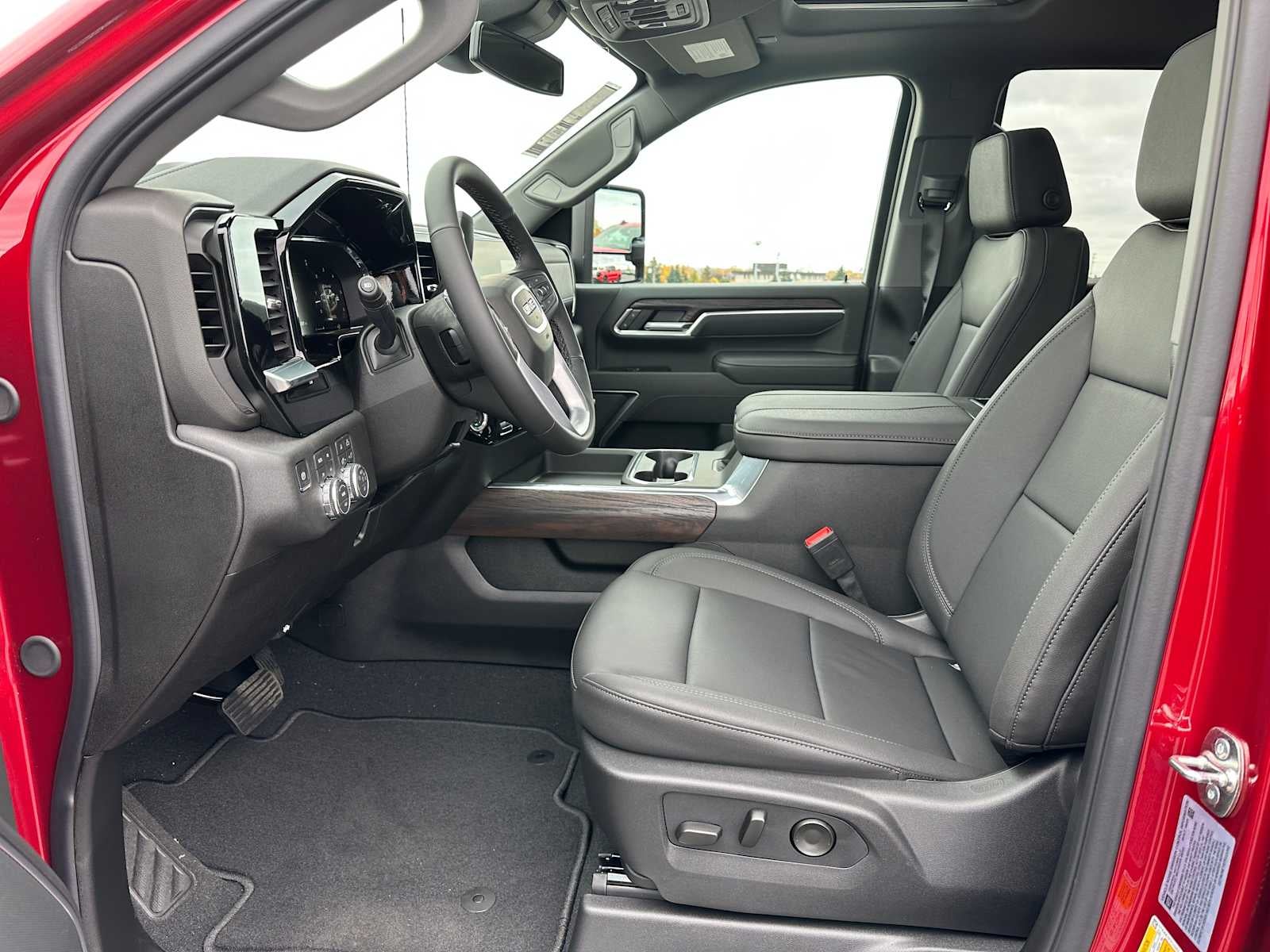 2026 GMC Sierra 2500HD SLT