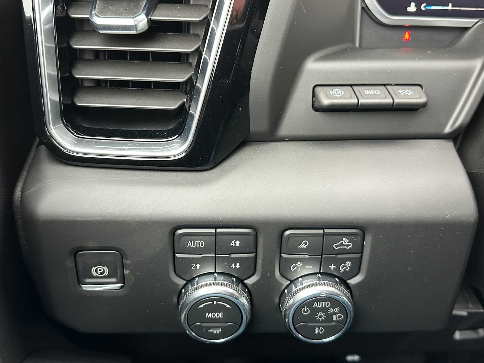 2026 GMC Sierra 2500HD Denali