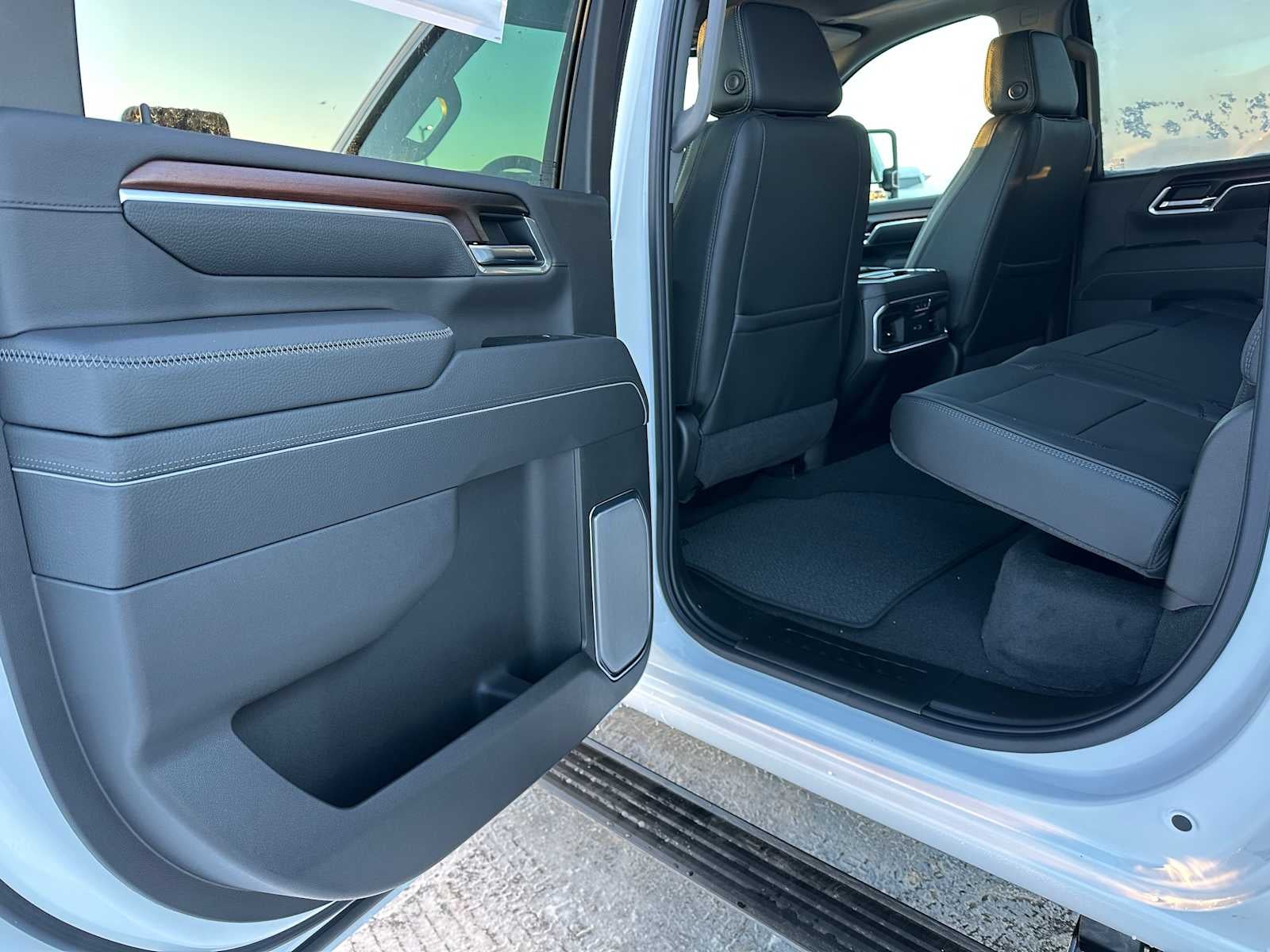 2026 GMC Sierra 2500HD Denali