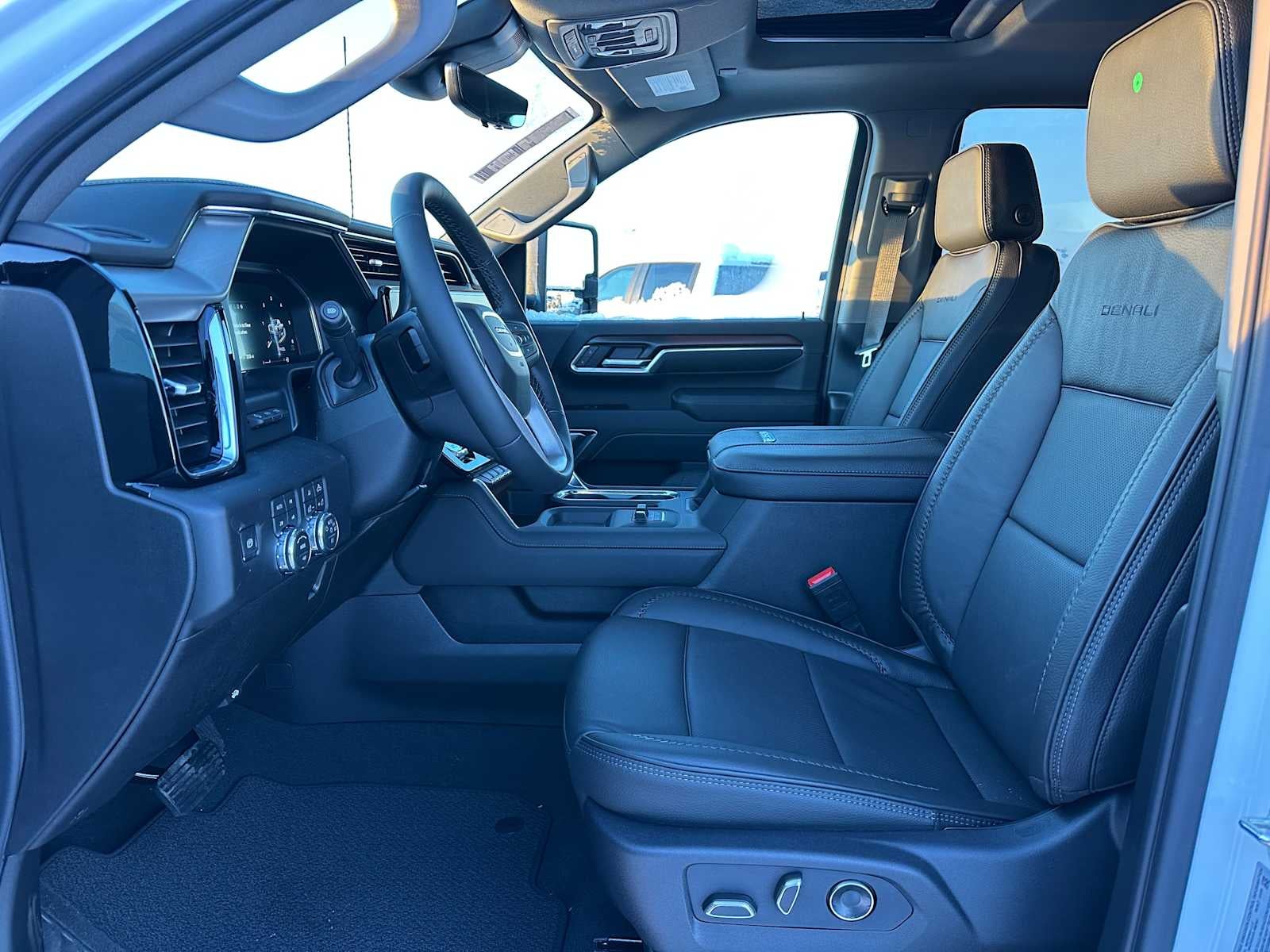 2026 GMC Sierra 2500HD Denali