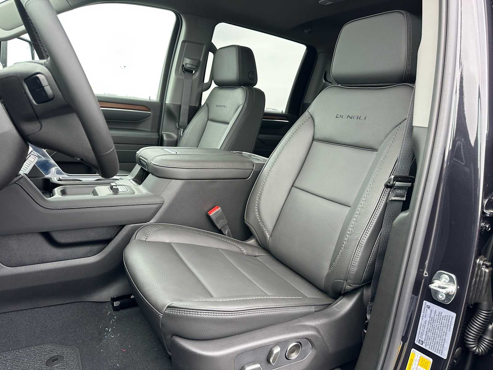 2026 GMC Sierra 2500HD Denali