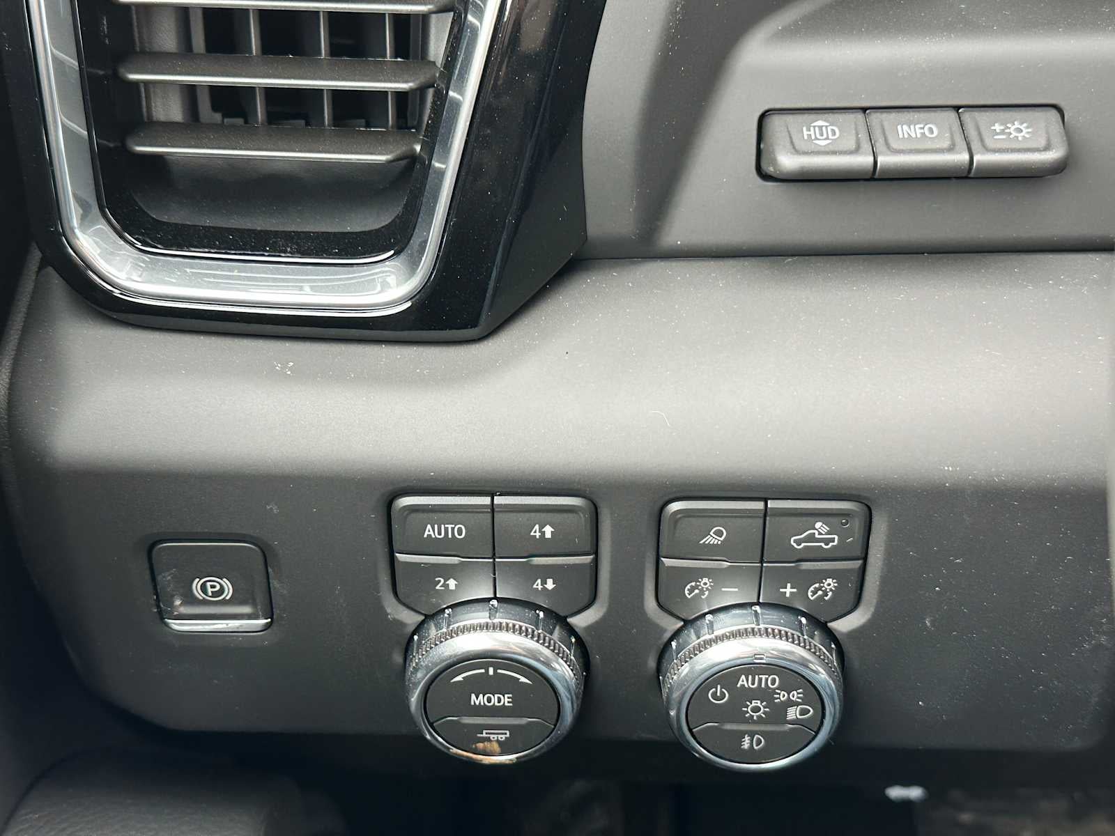 2026 GMC Sierra 2500HD Denali