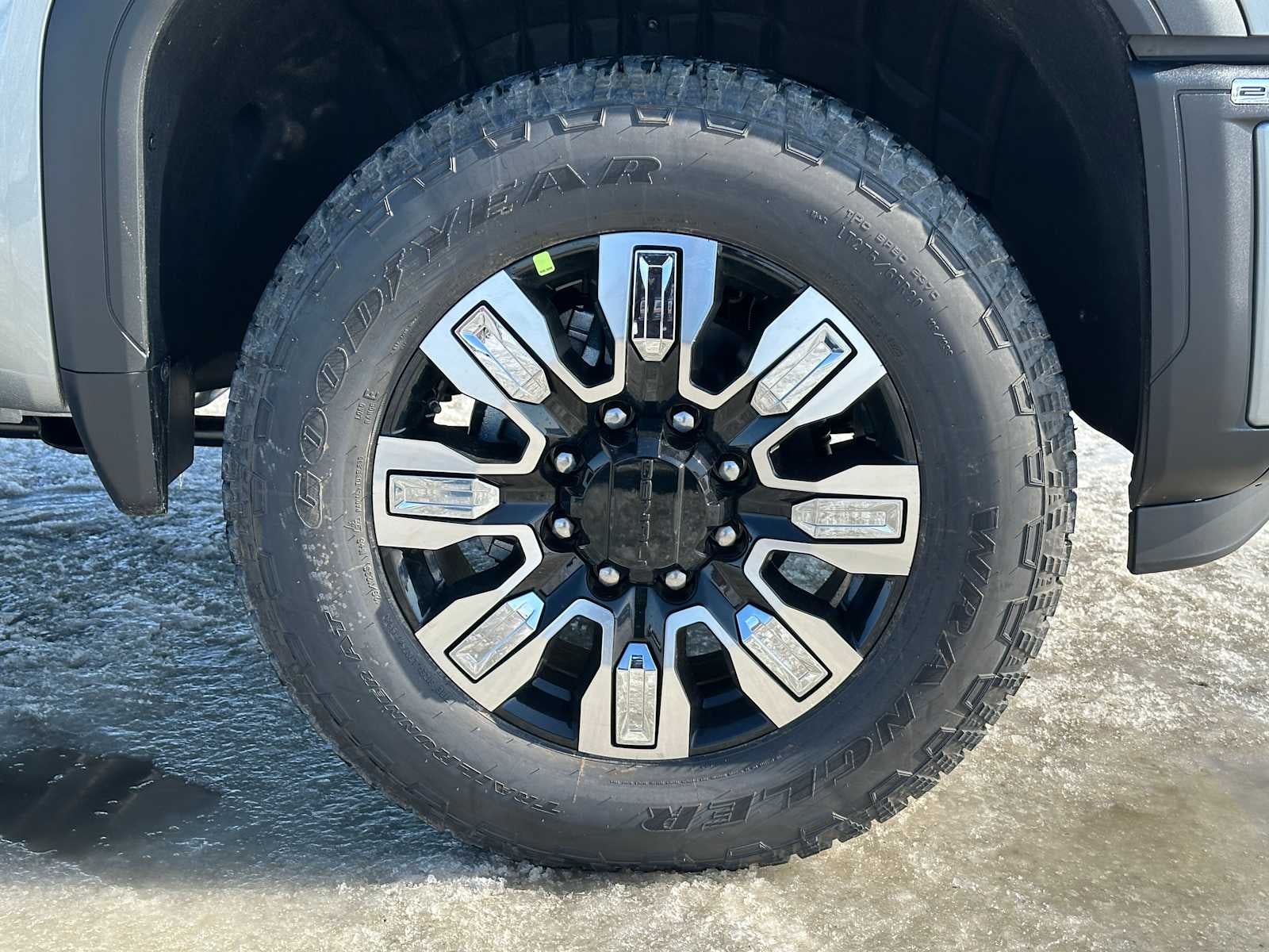 2026 GMC Sierra 2500HD Denali