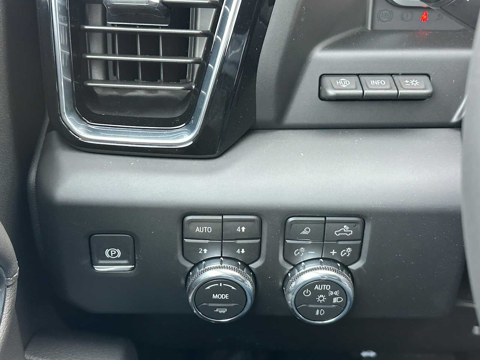 2026 GMC Sierra 2500HD Denali