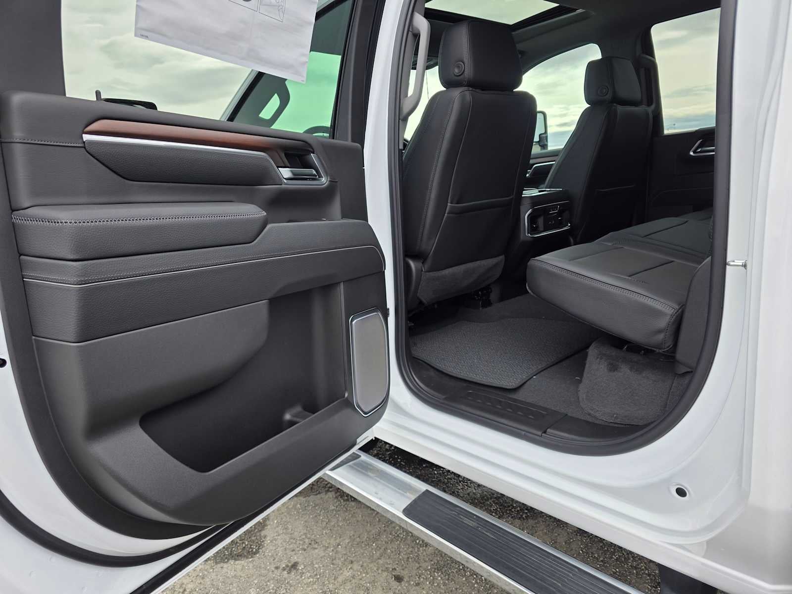 2026 GMC Sierra 2500HD Denali