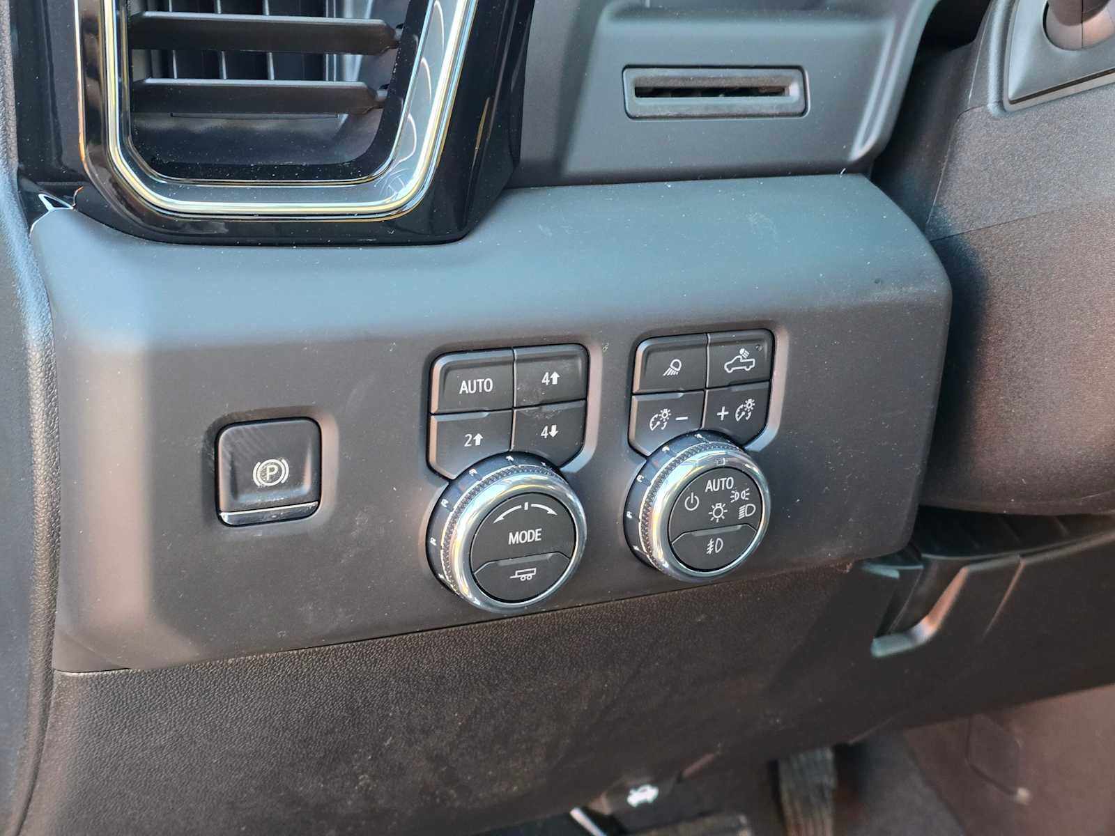 2026 GMC Sierra 2500HD Denali