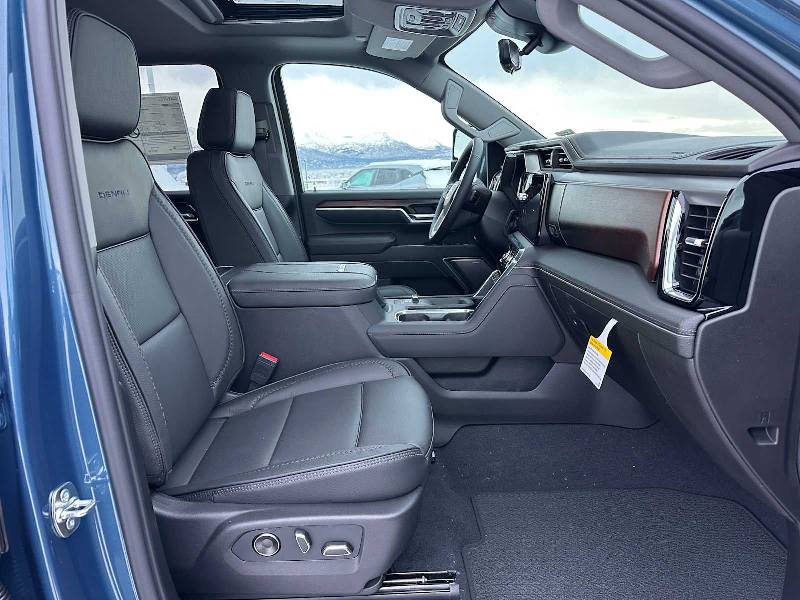 2026 GMC Sierra 2500HD Denali