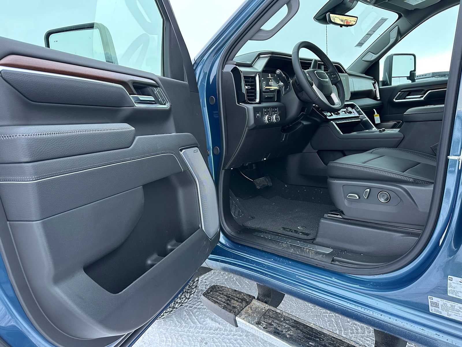 2026 GMC Sierra 2500HD Denali