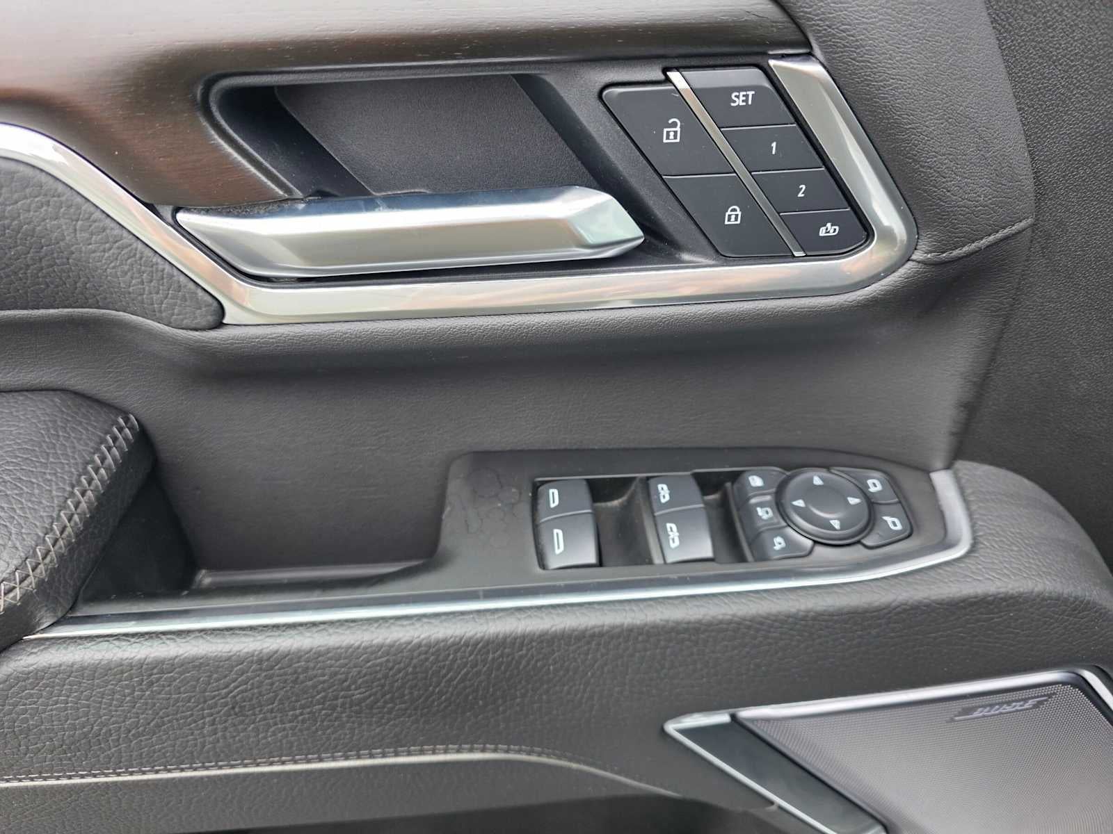 2025 GMC Sierra 2500HD Denali