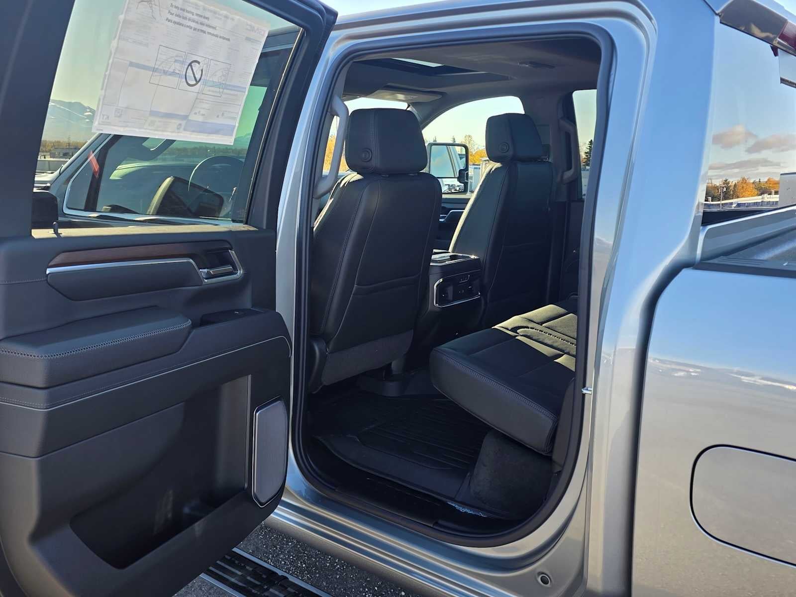 2026 GMC Sierra 2500HD Denali