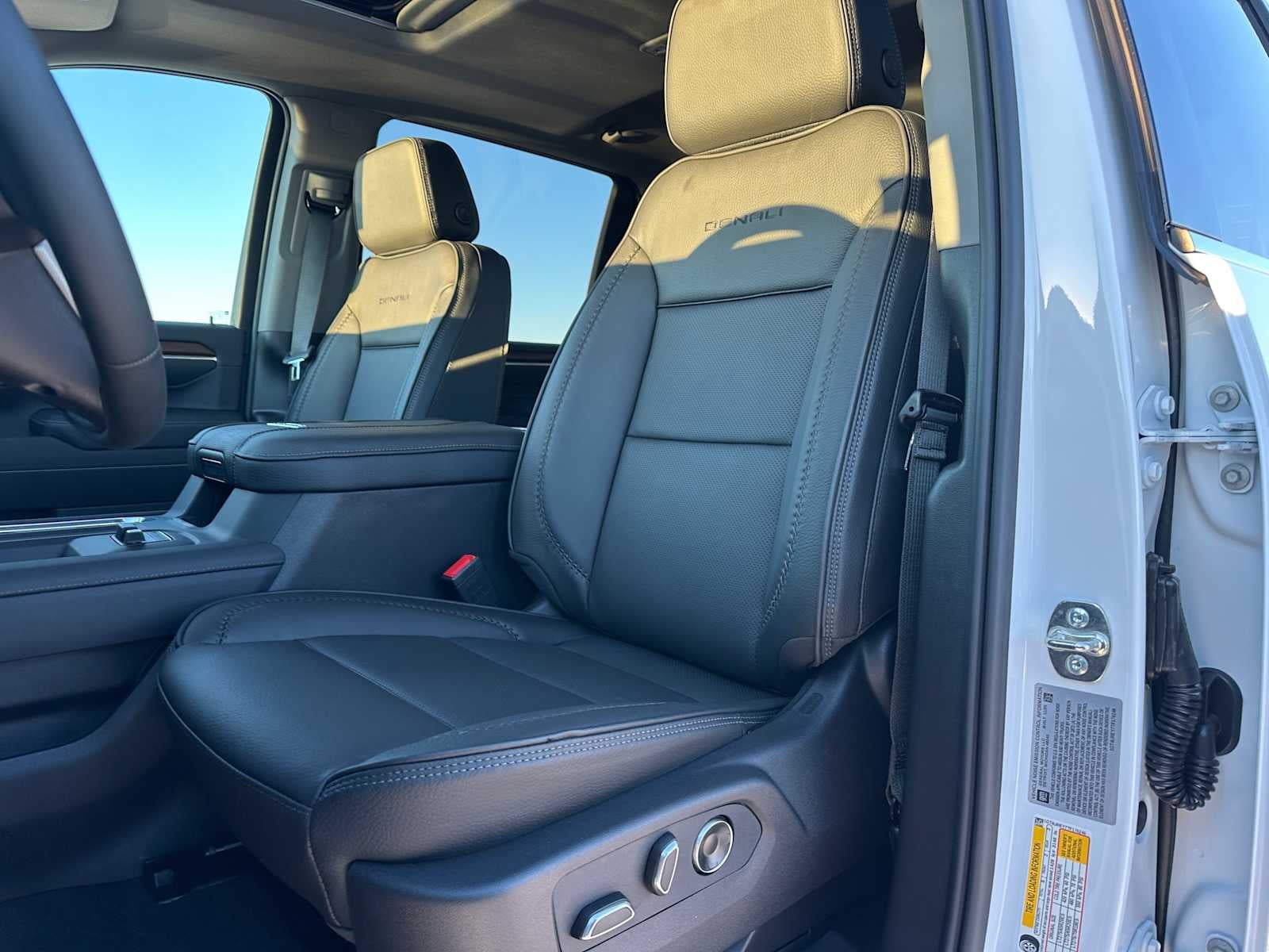 2026 GMC Sierra 2500HD Denali