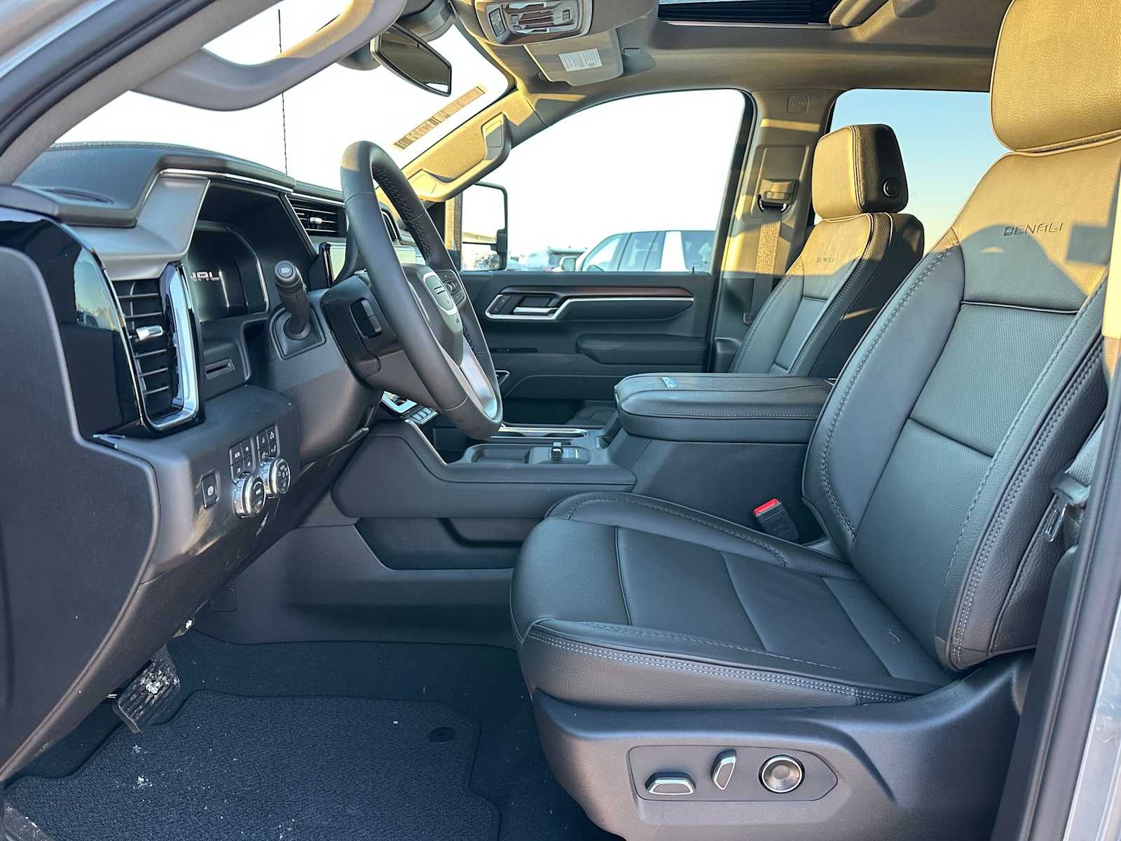 2026 GMC Sierra 2500HD Denali