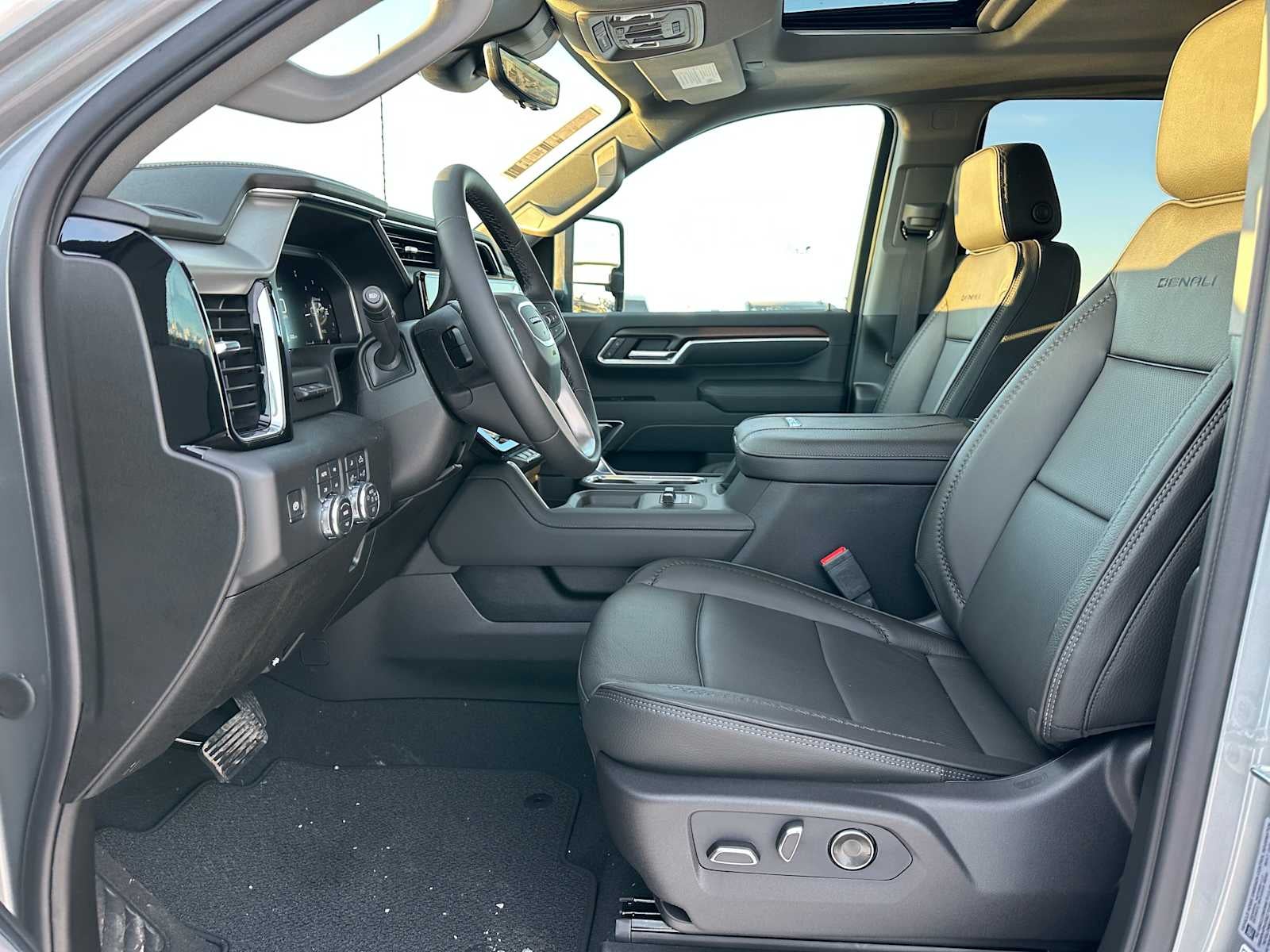 2026 GMC Sierra 2500HD Denali