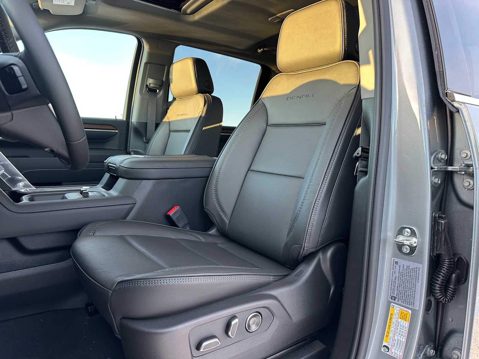 2026 GMC Sierra 2500HD Denali