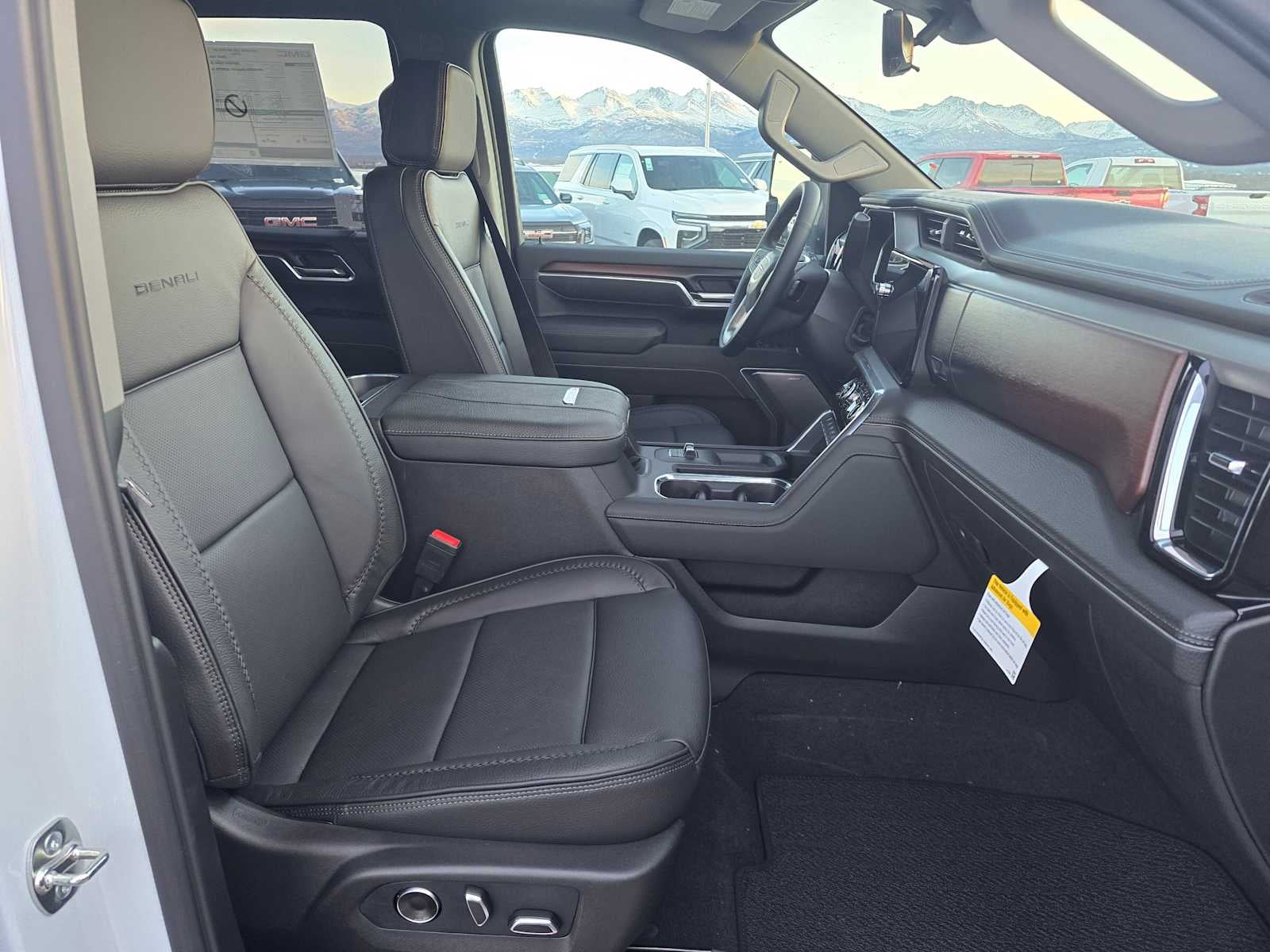 2026 GMC Sierra 2500HD Denali