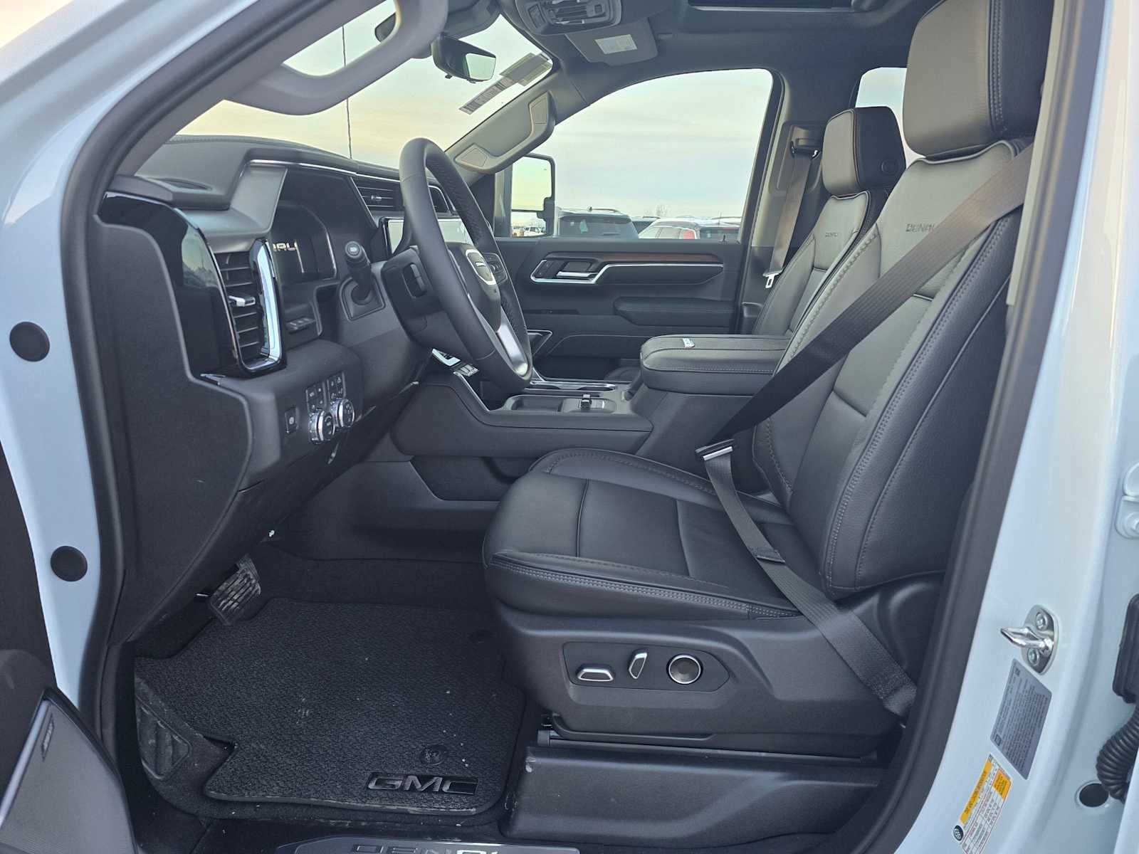2026 GMC Sierra 2500HD Denali