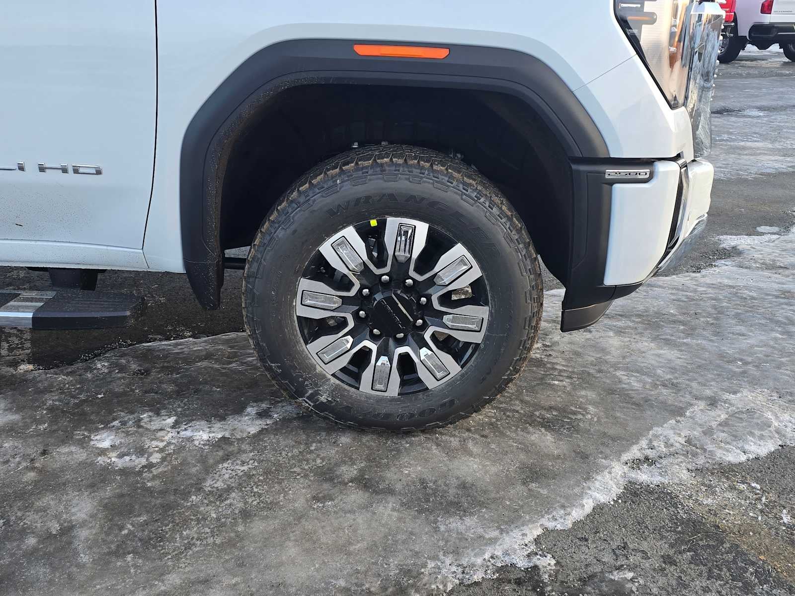 2026 GMC Sierra 2500HD Denali