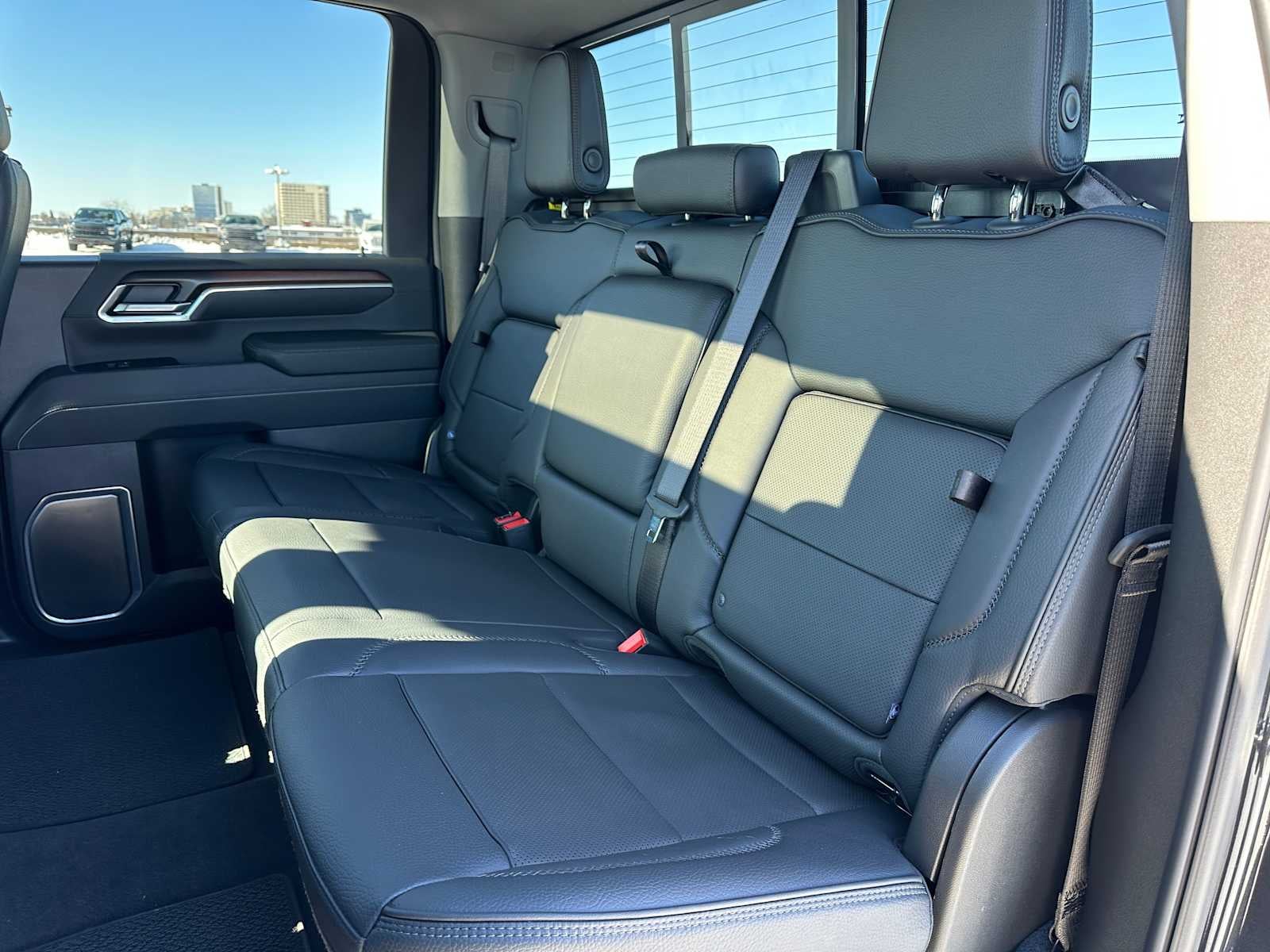 2025 GMC Sierra 2500HD Denali