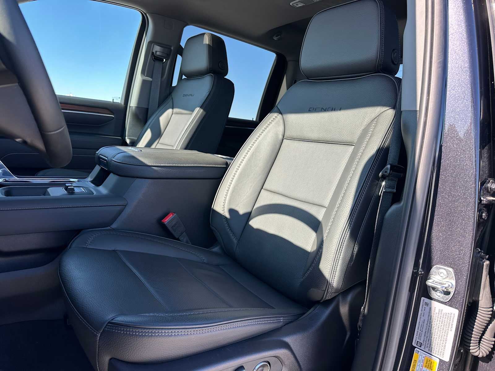 2025 GMC Sierra 2500HD Denali