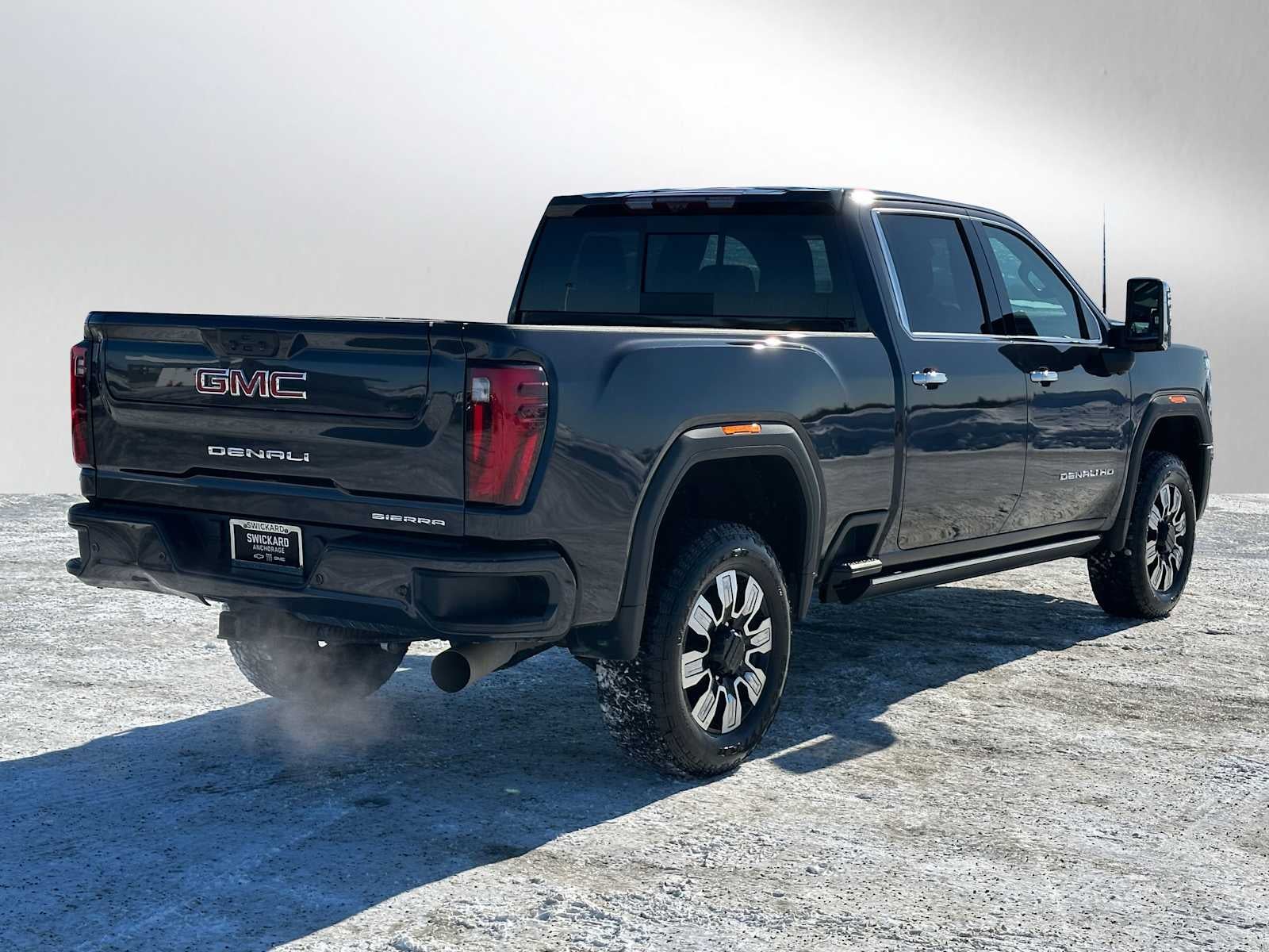 2025 GMC Sierra 2500HD Denali