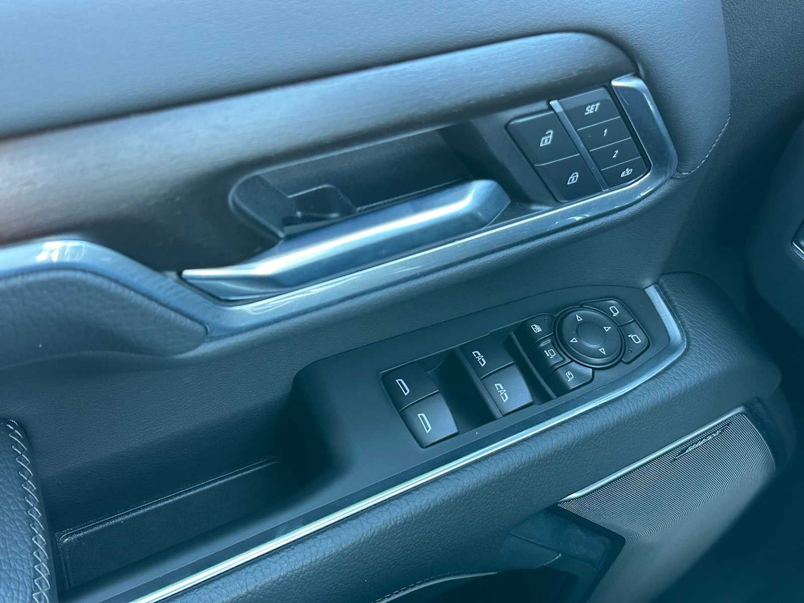 2025 GMC Sierra 2500HD Denali