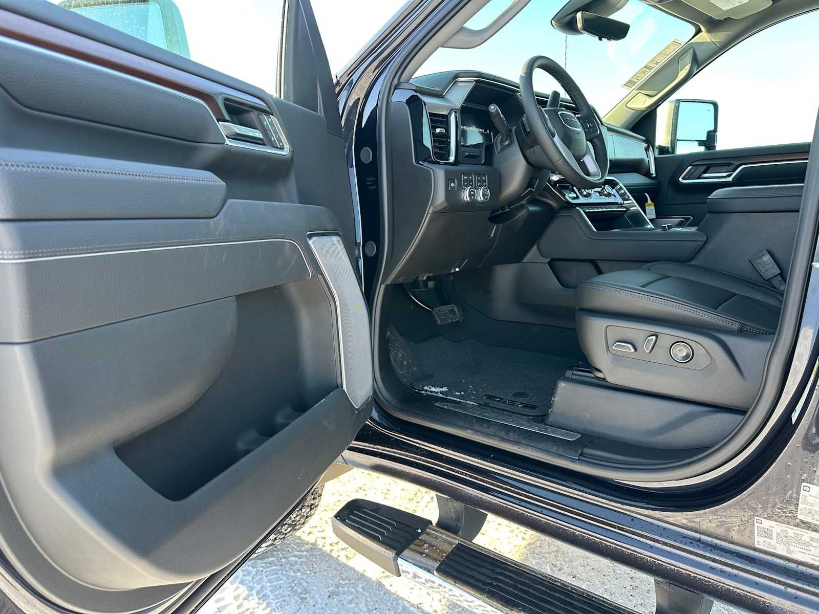 2026 GMC Sierra 2500HD Denali