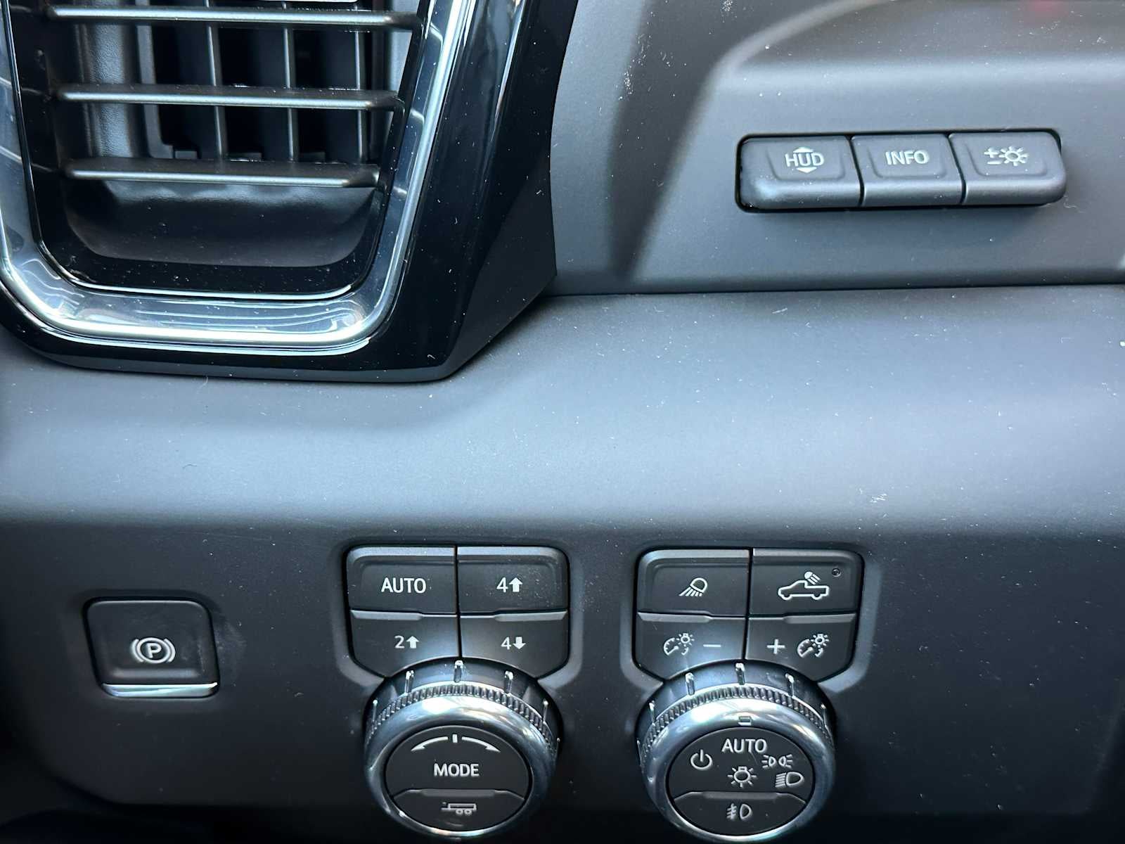 2026 GMC Sierra 2500HD Denali