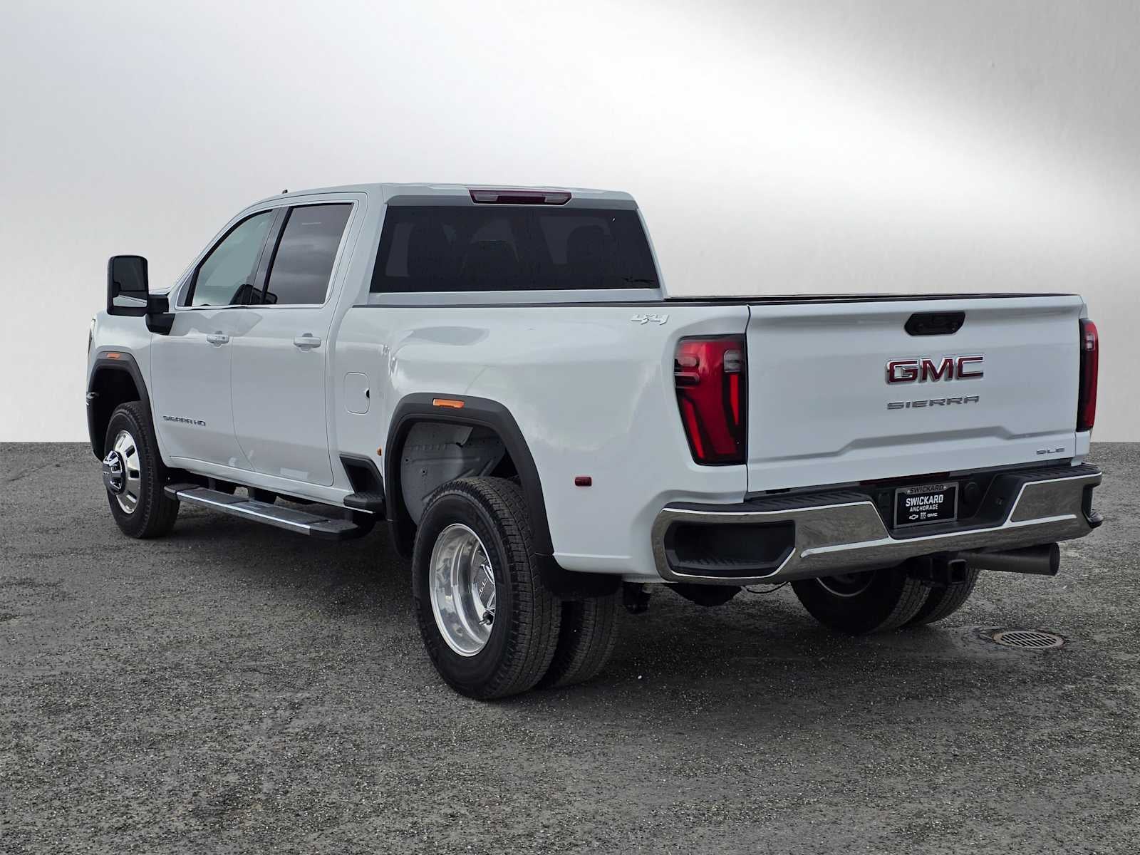 2026 GMC Sierra 3500HD SLE