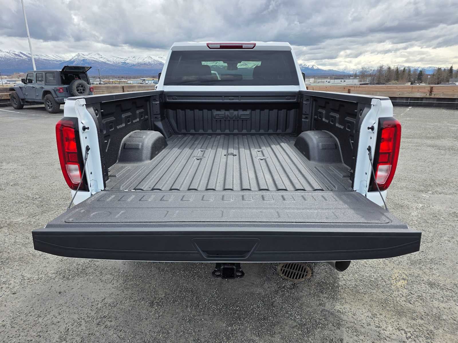 2026 GMC Sierra 3500HD SLE