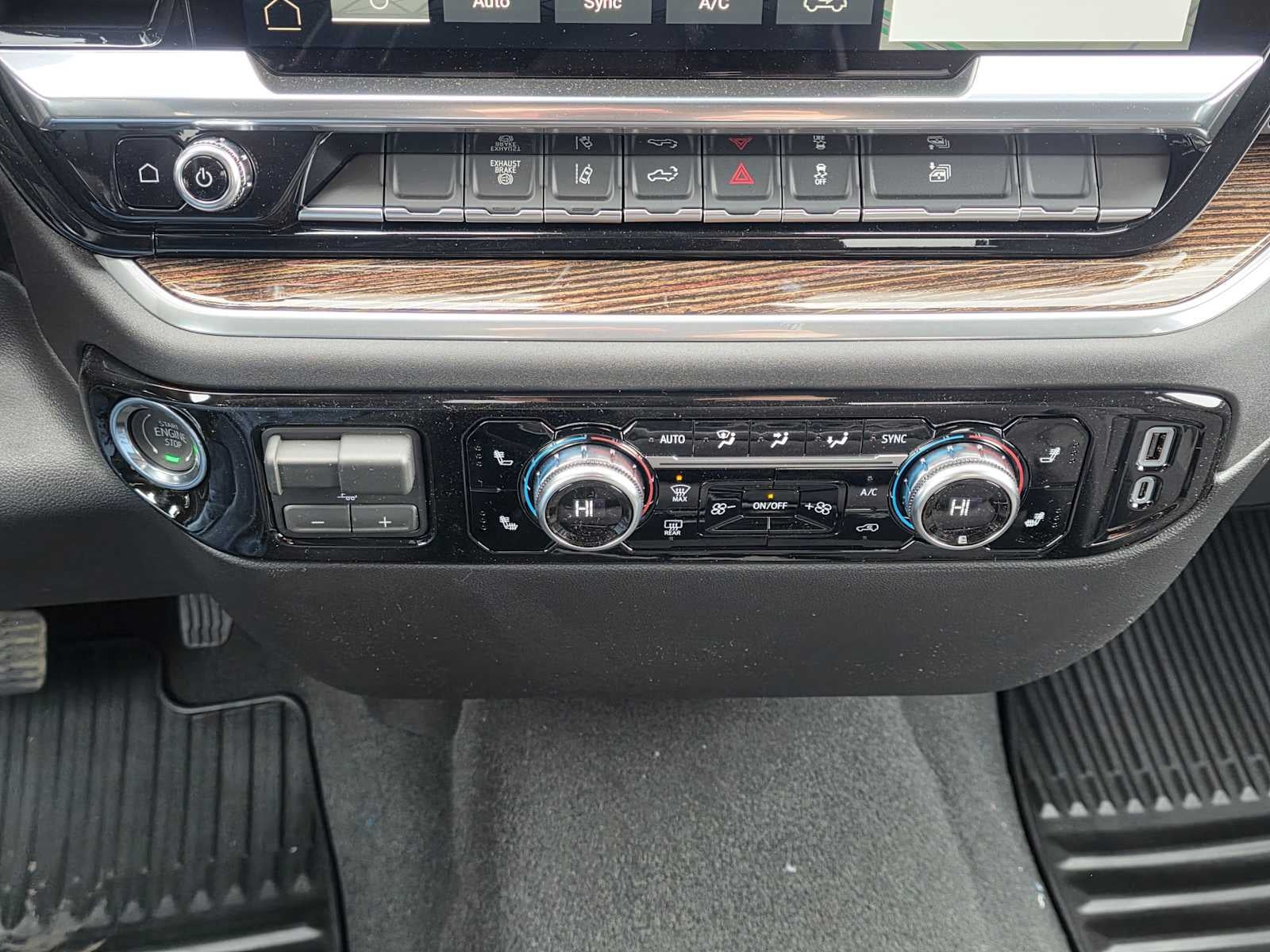 2026 GMC Sierra 3500HD SLE