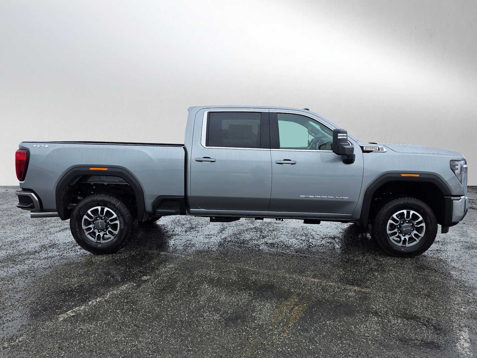 2026 GMC Sierra 3500HD SLE