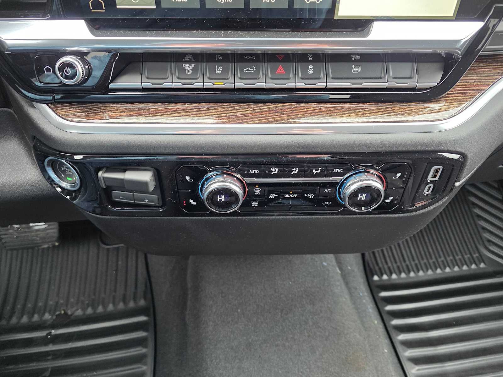 2026 GMC Sierra 3500HD SLE
