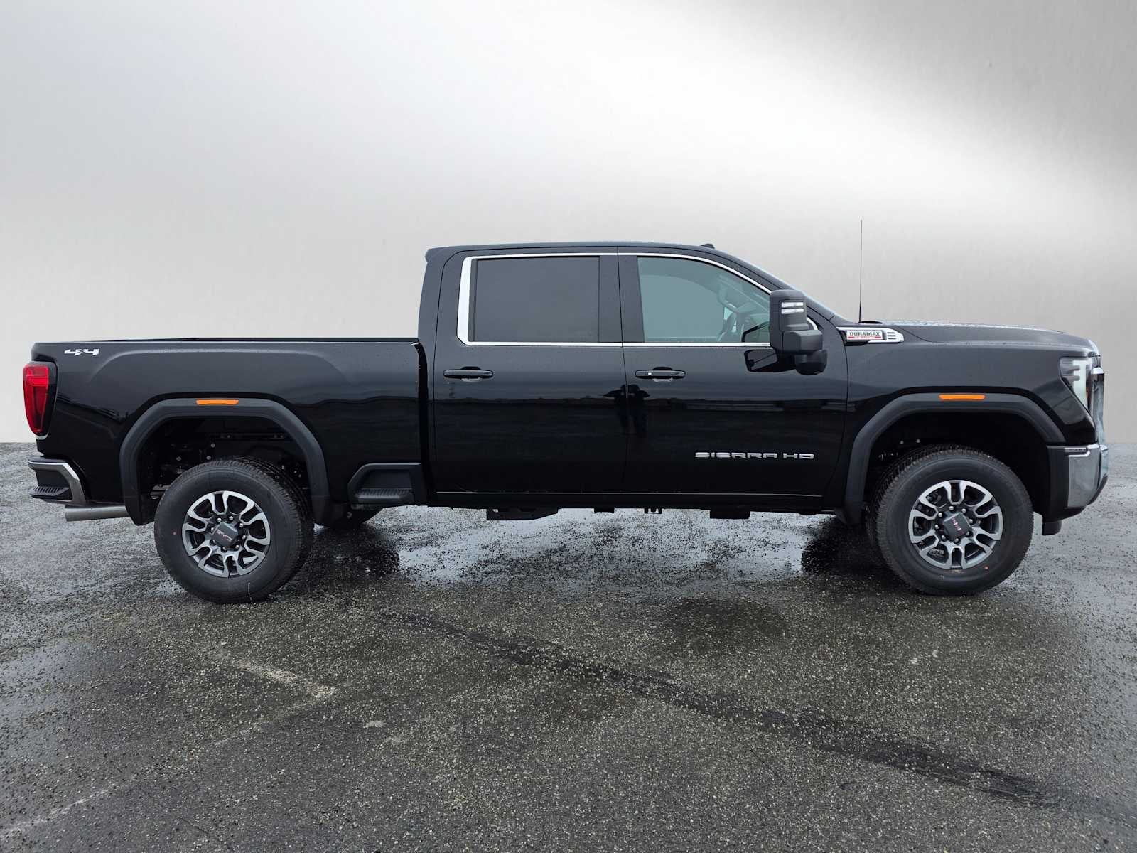 2026 GMC Sierra 3500HD SLE