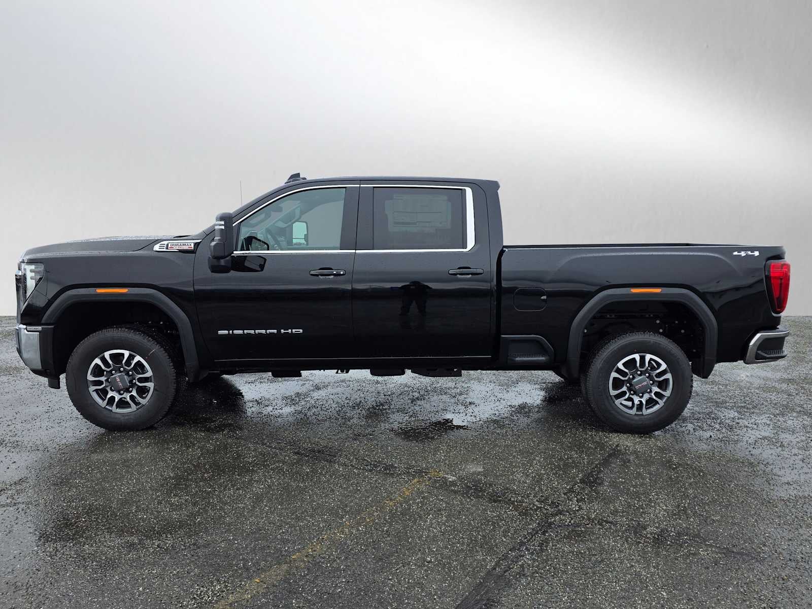 2026 GMC Sierra 3500HD SLE
