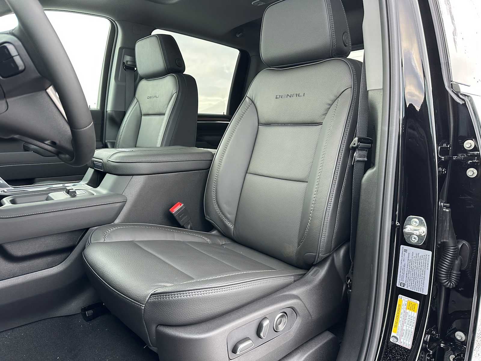 2026 GMC Sierra 3500HD Denali