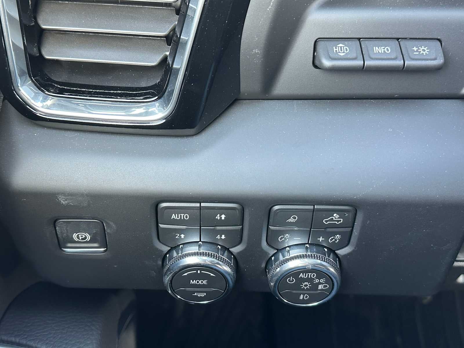 2026 GMC Sierra 3500HD Denali