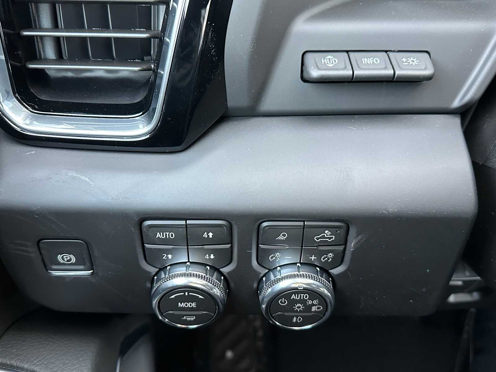 2026 GMC Sierra 3500HD Denali