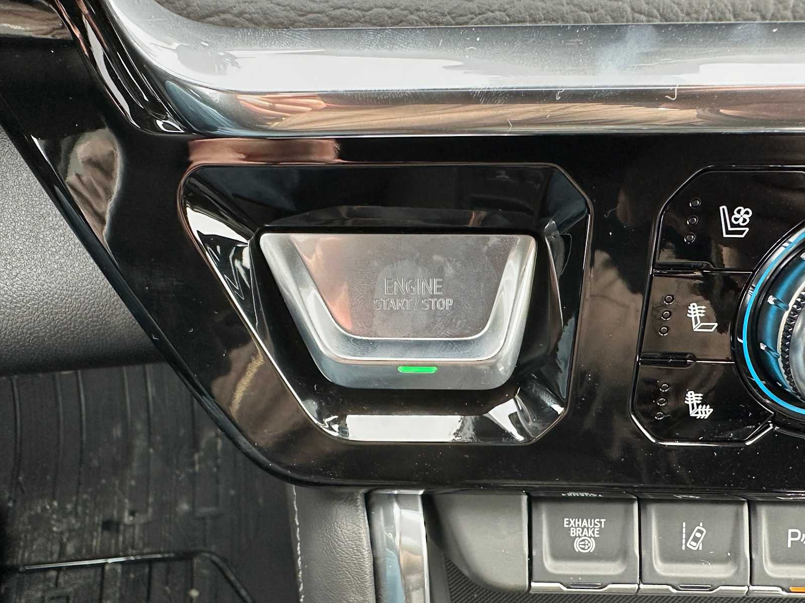2026 GMC Sierra 3500HD Denali