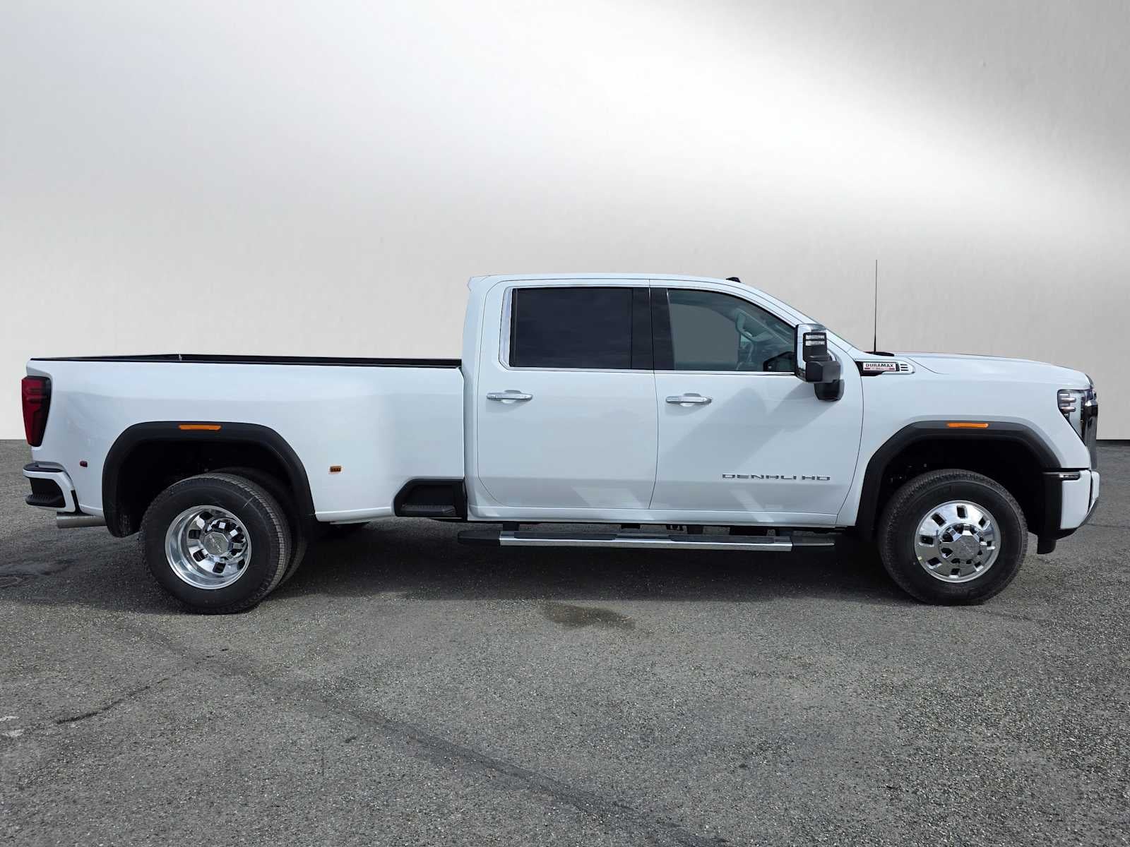 2026 GMC Sierra 3500HD Denali