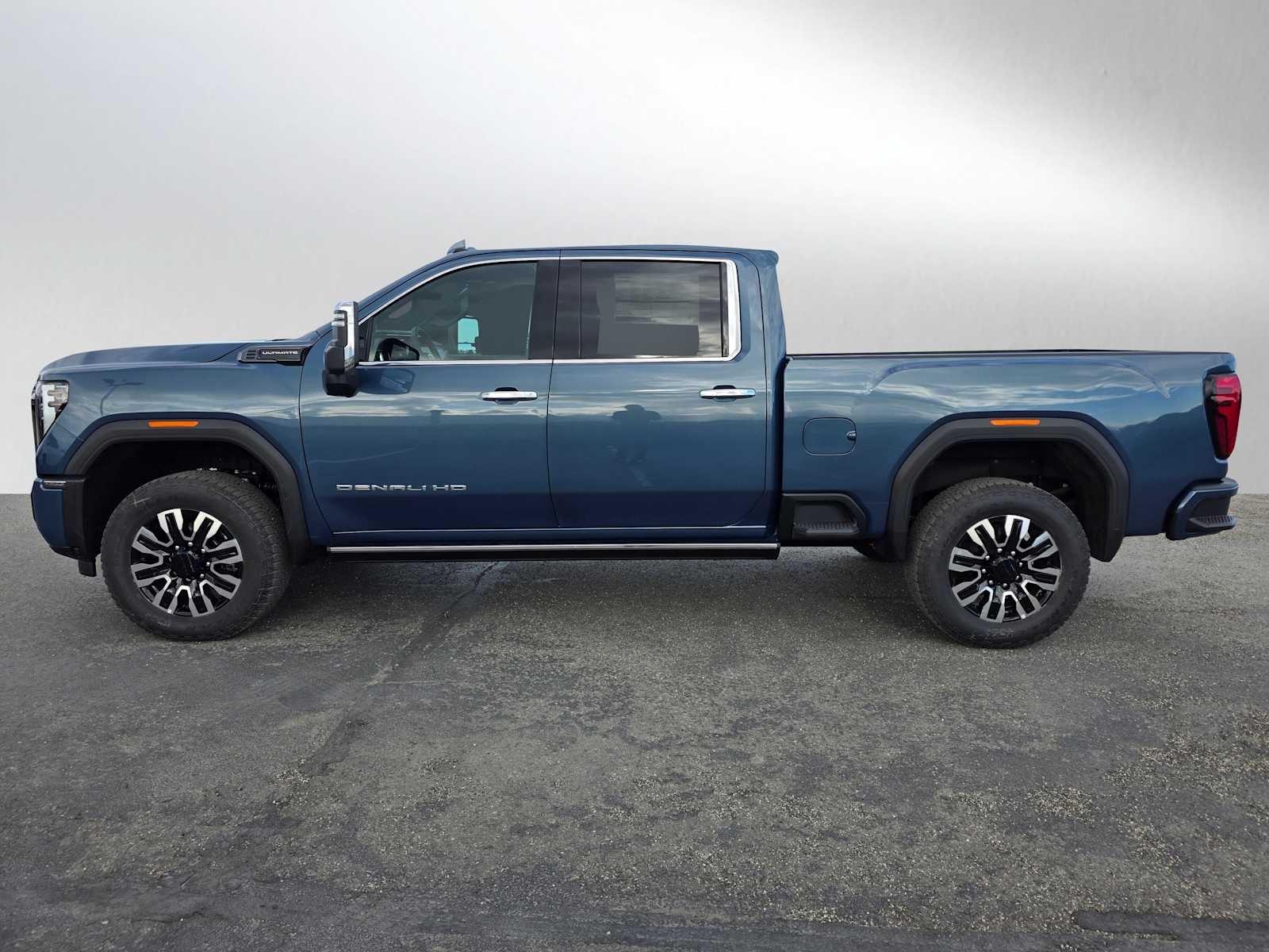 2026 GMC Sierra 3500HD Denali Ultimate