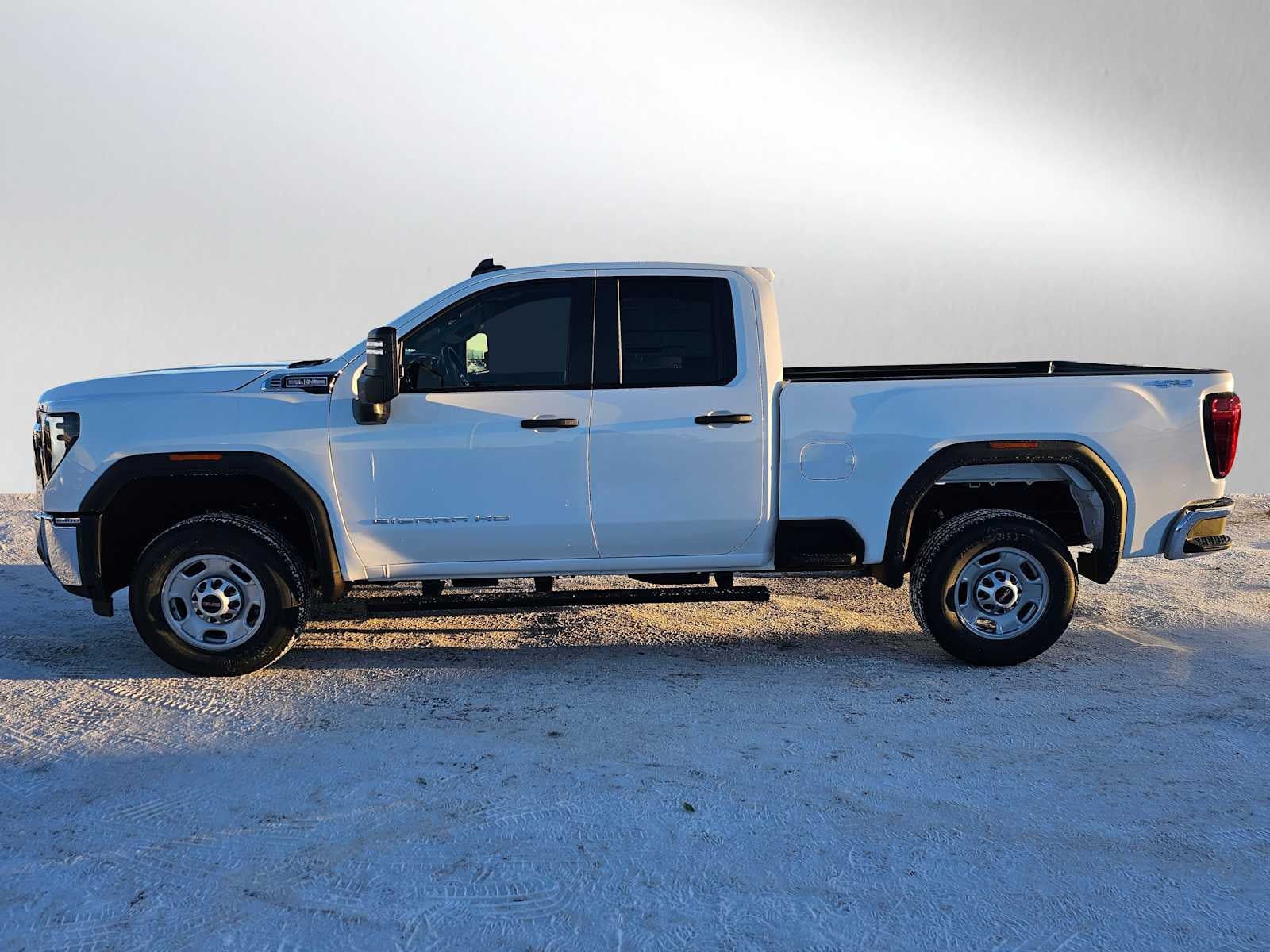 2025 GMC Sierra 2500HD Pro
