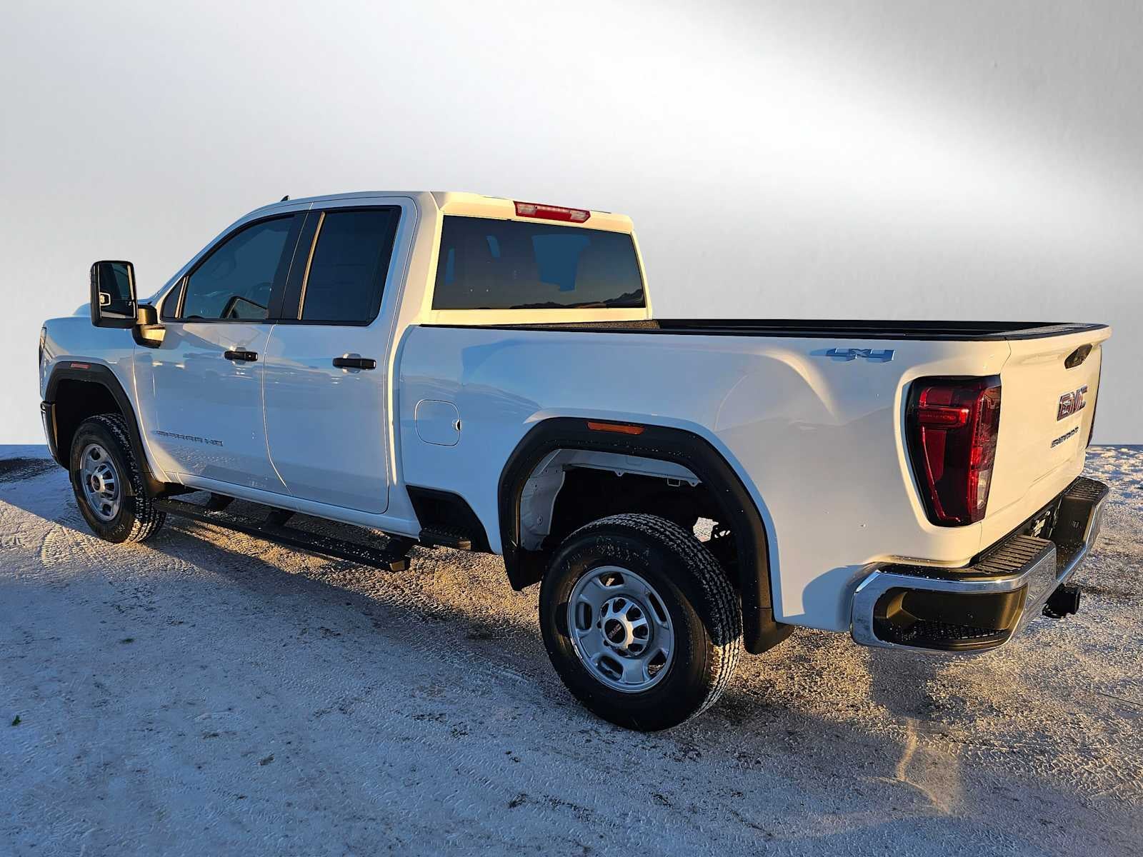 2025 GMC Sierra 2500HD Pro
