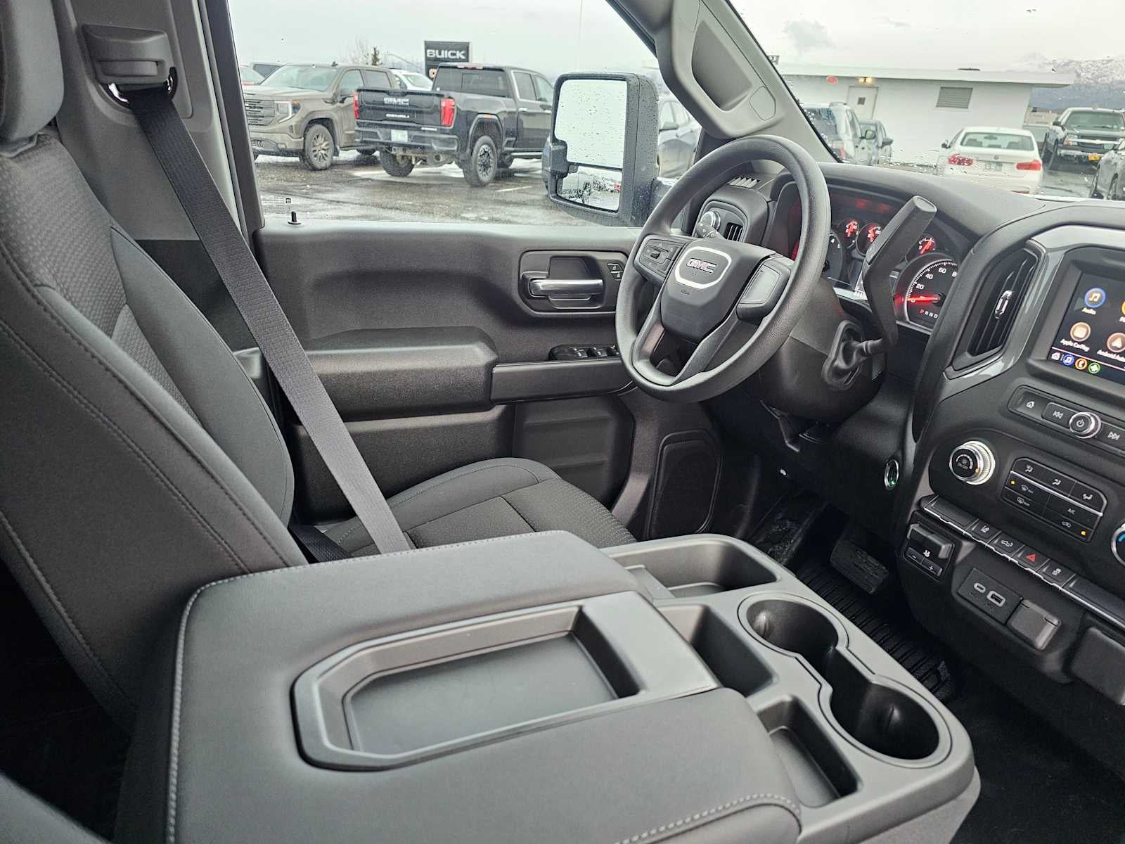 2025 GMC Sierra 2500HD Pro