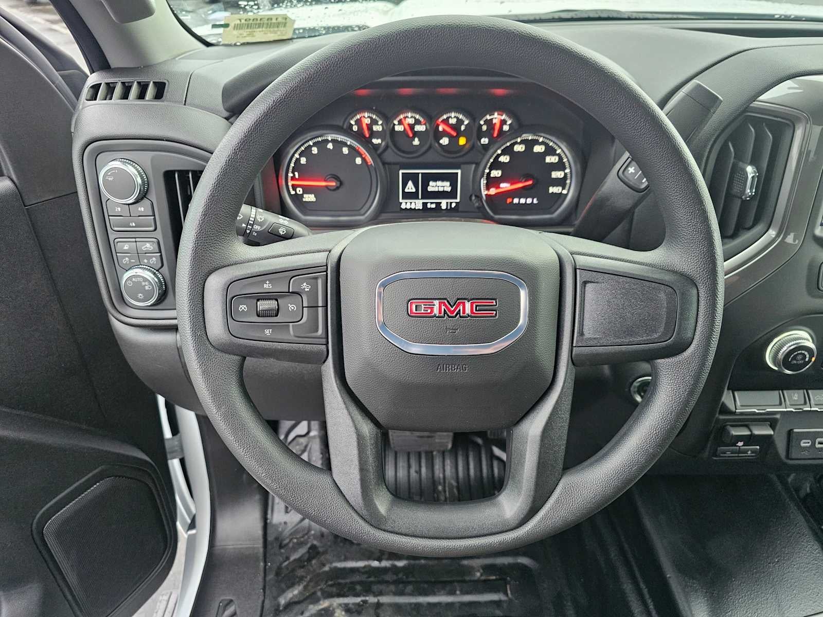 2025 GMC Sierra 2500HD Pro