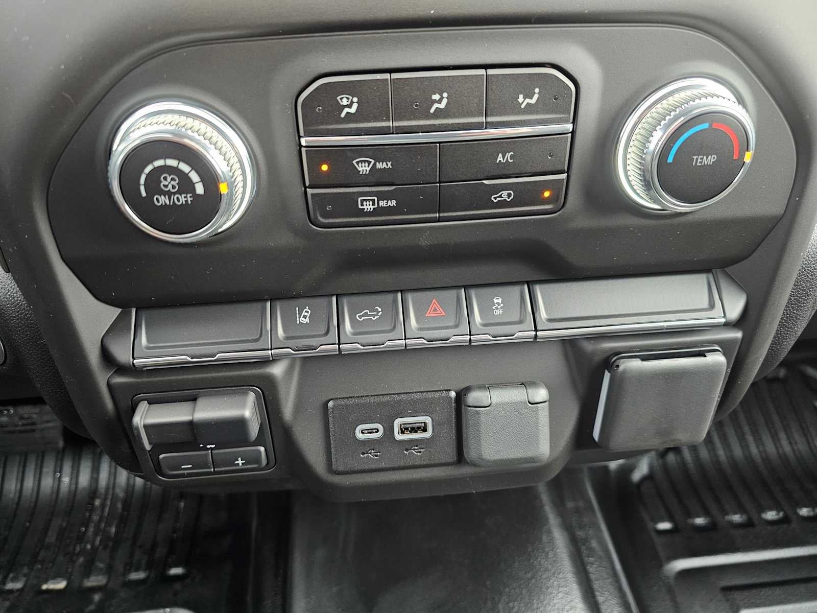 2025 GMC Sierra 2500HD Pro