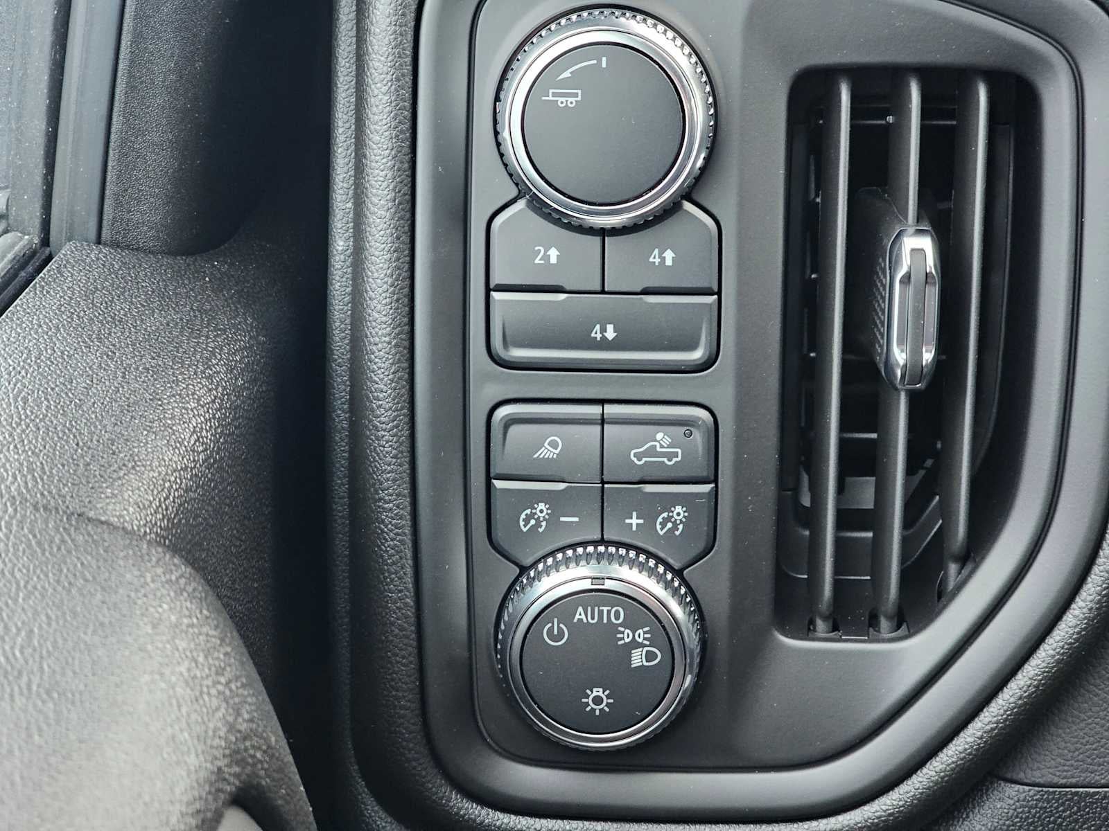 2025 GMC Sierra 2500HD Pro