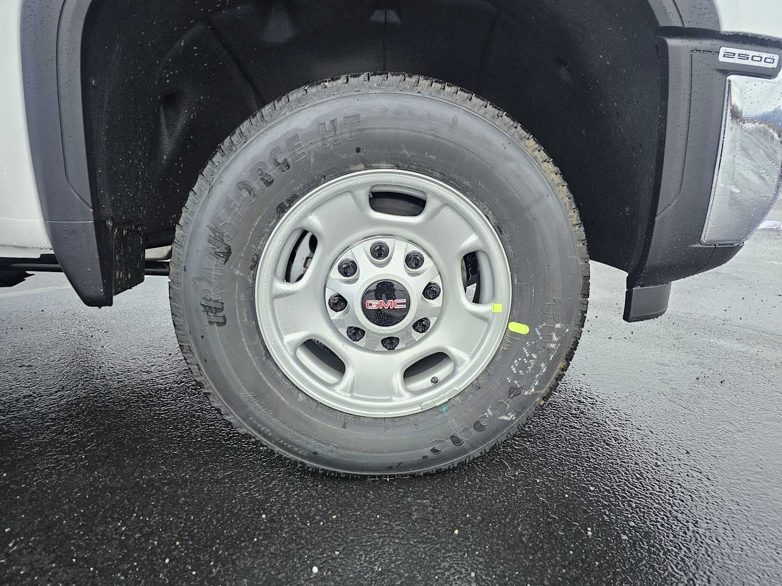 2025 GMC Sierra 2500HD Pro