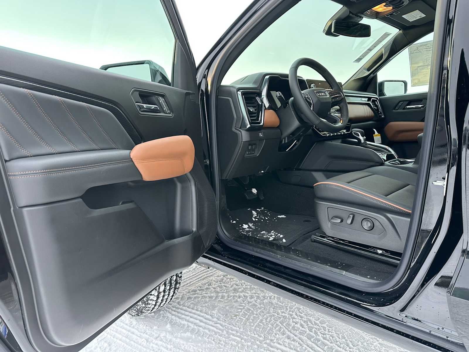 2026 GMC Canyon 4WD AT4