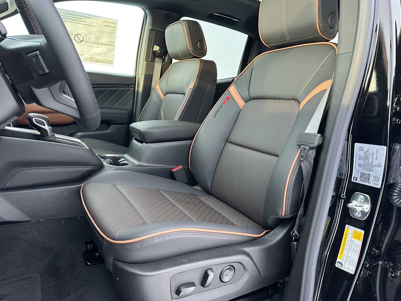 2026 GMC Canyon 4WD AT4