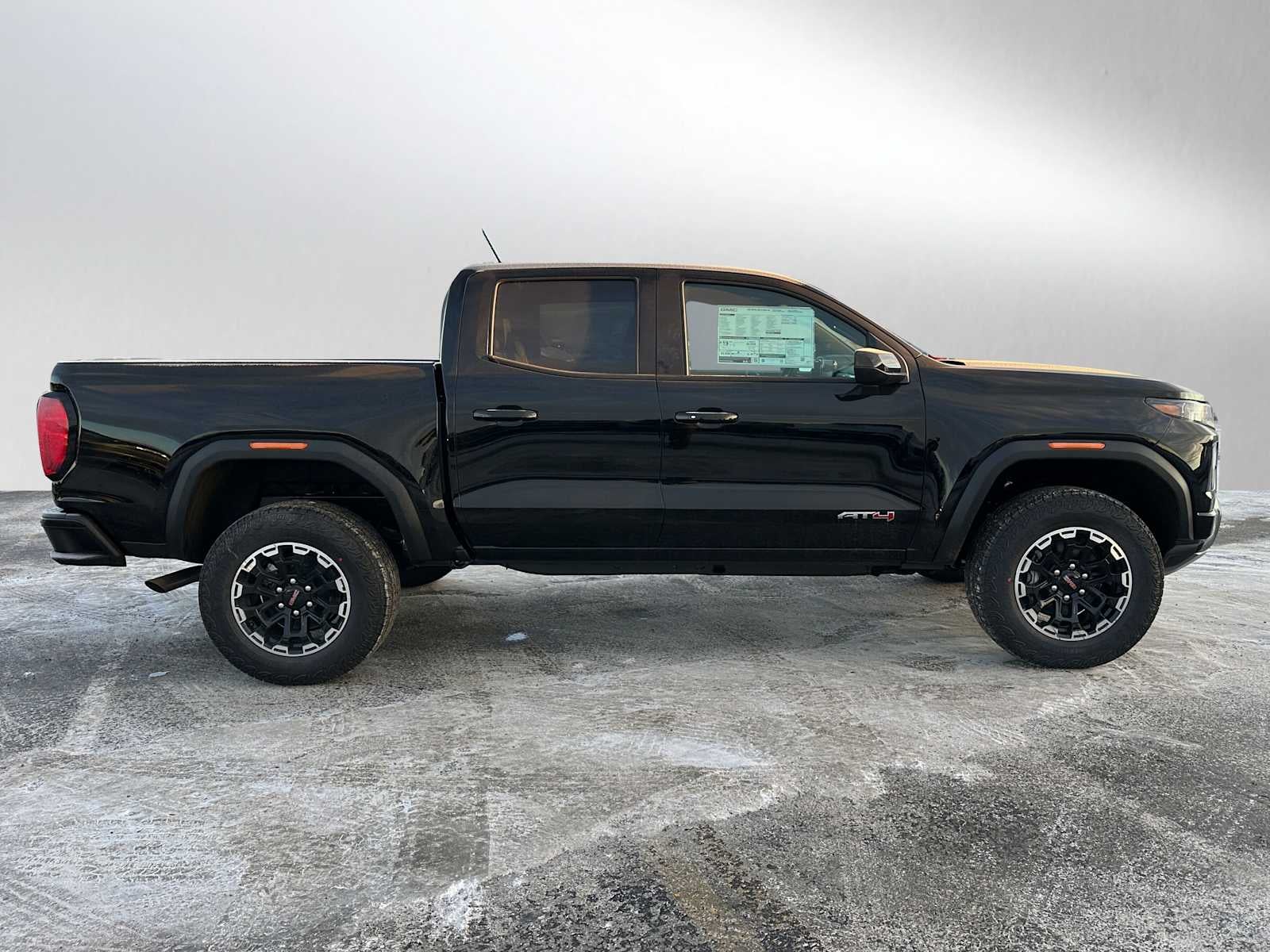 2026 GMC Canyon 4WD AT4